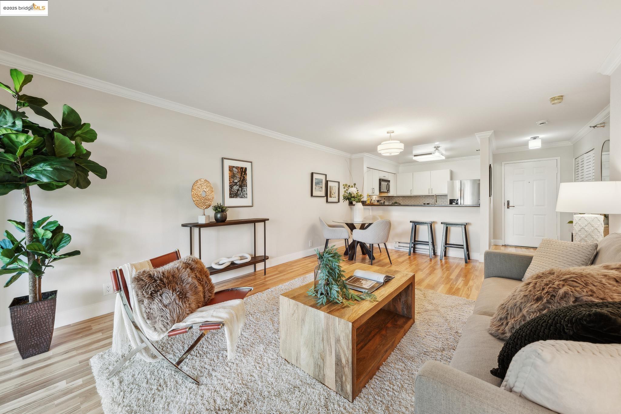 1207 Melville Square # 114