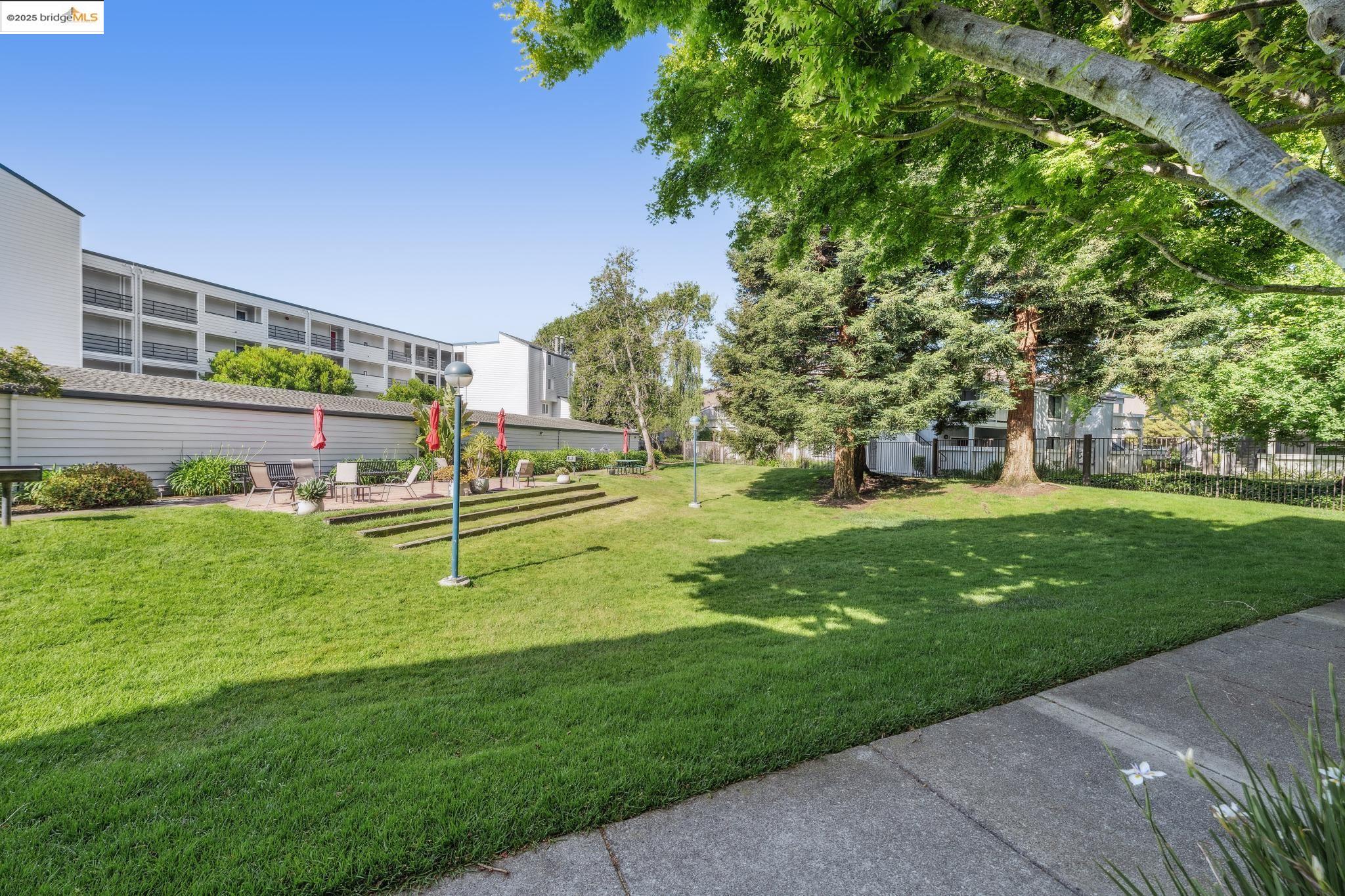 1207 Melville Square # 114