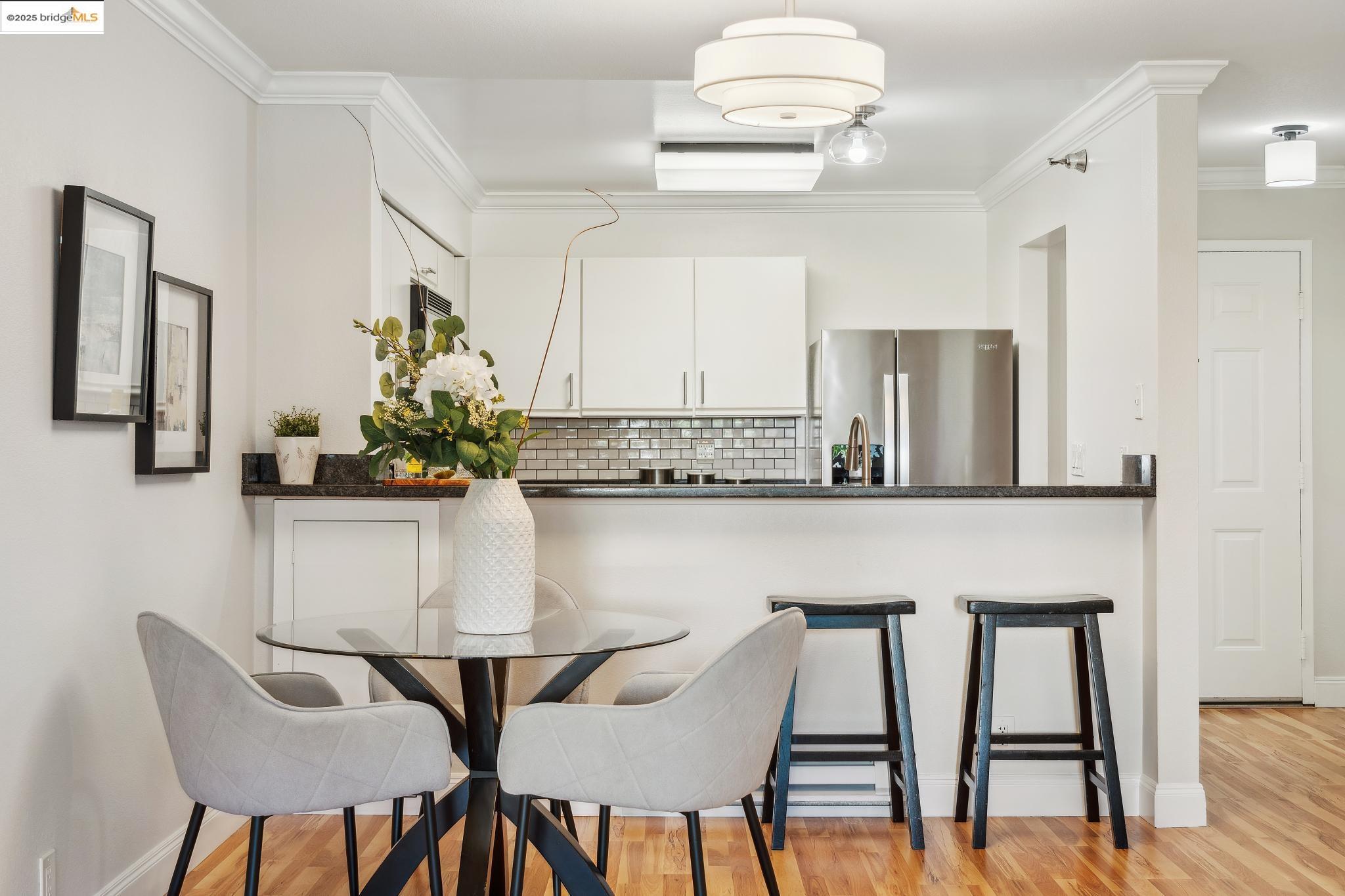 1207 Melville Square # 114