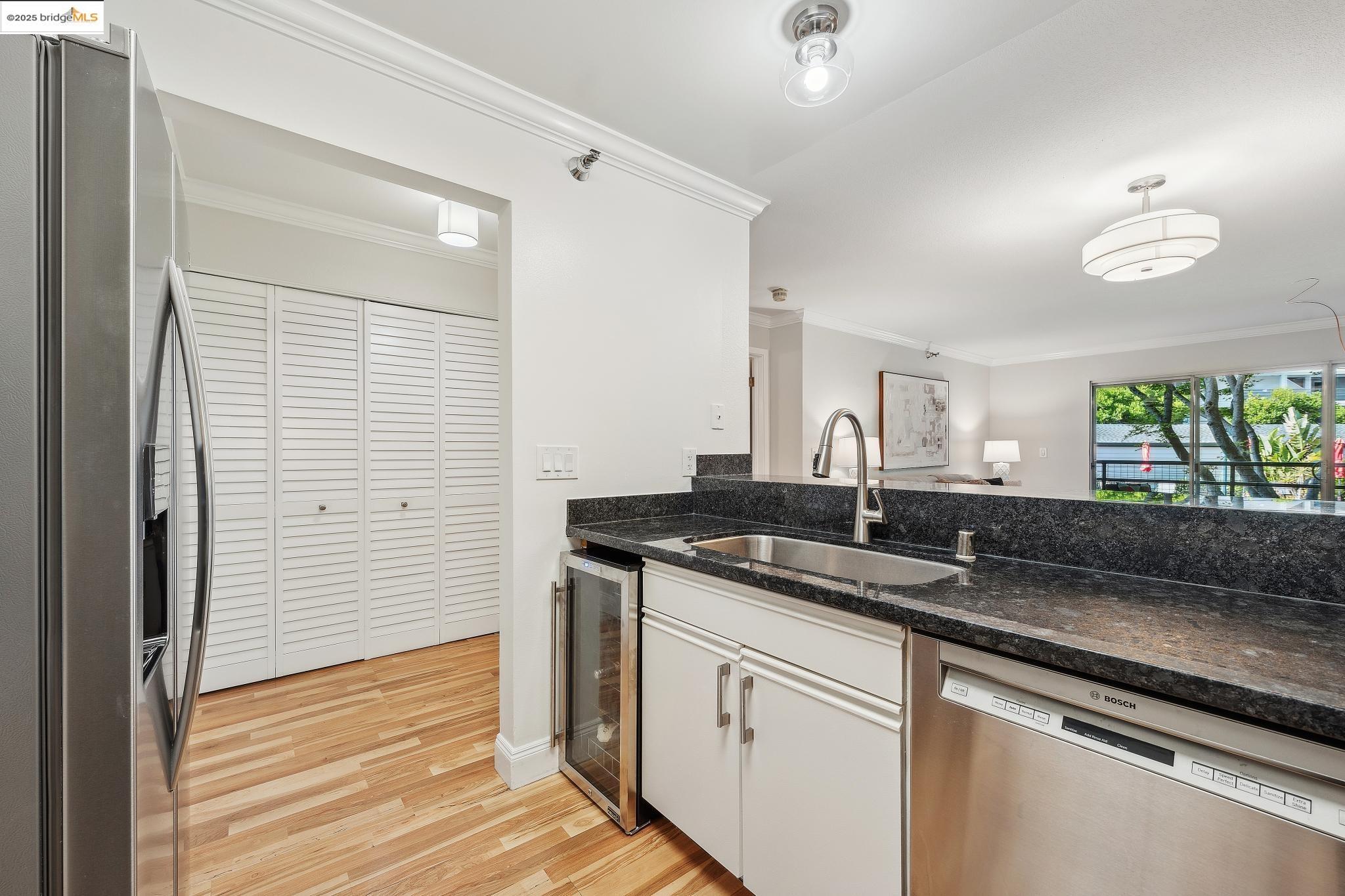 1207 Melville Square # 114