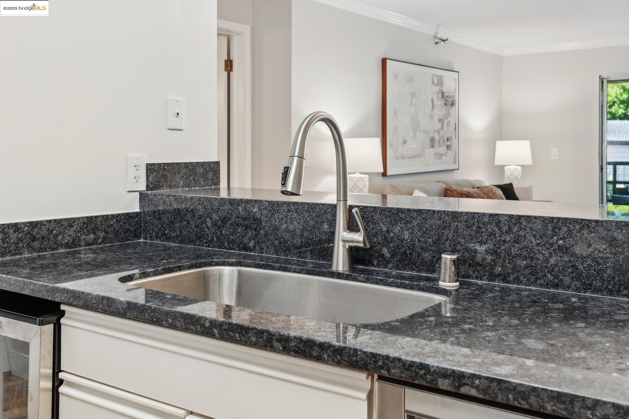 1207 Melville Square # 114