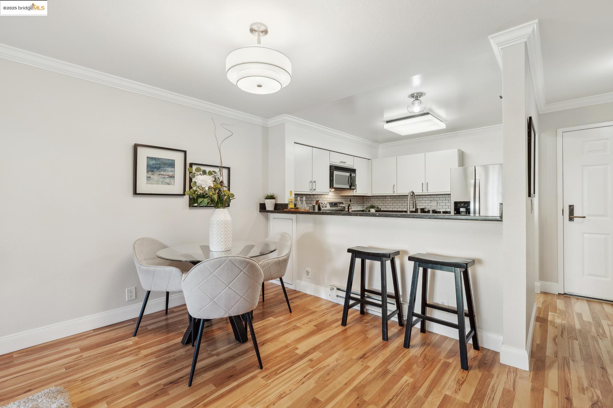 1207 Melville Square # 114