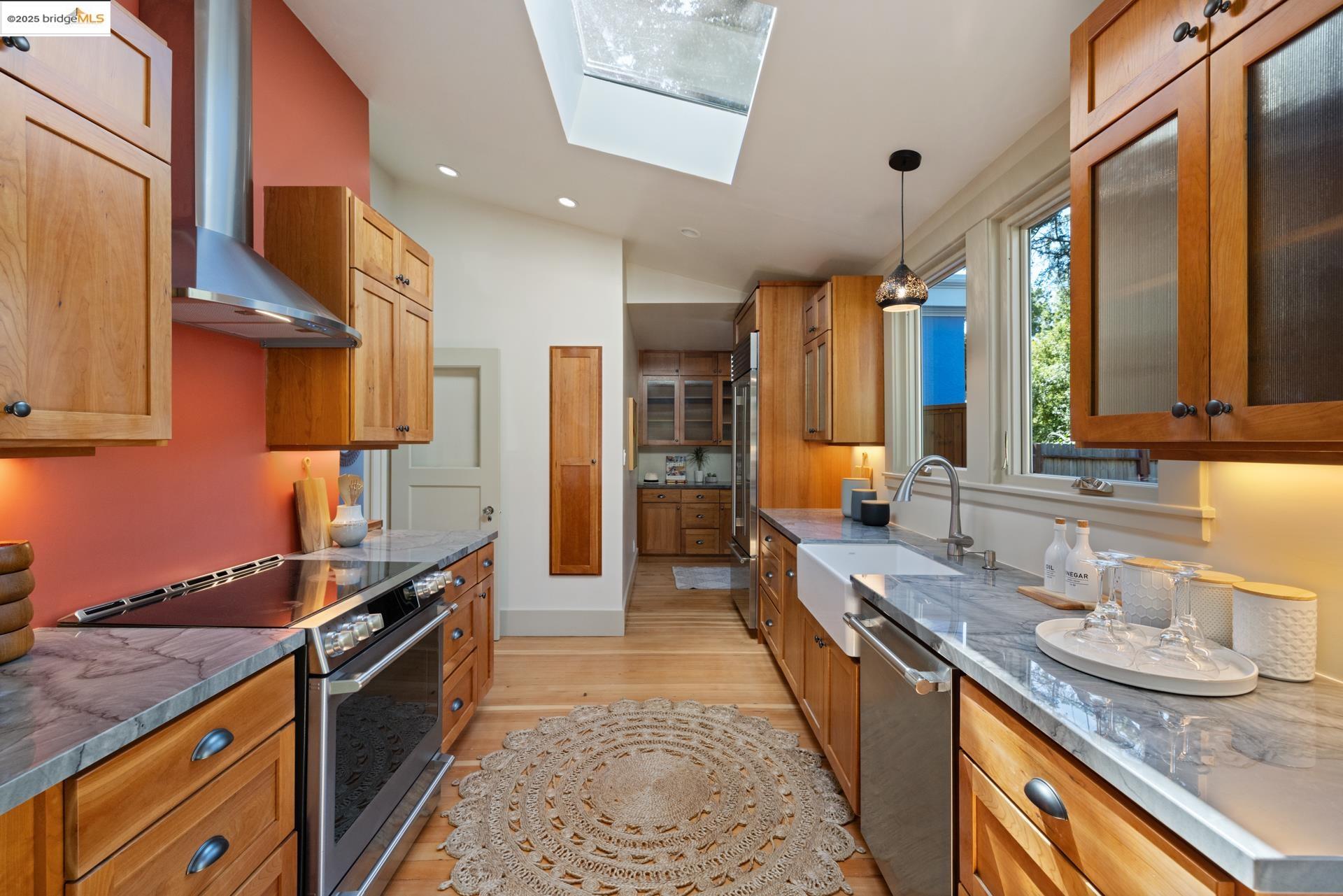 1218 Glen Ave