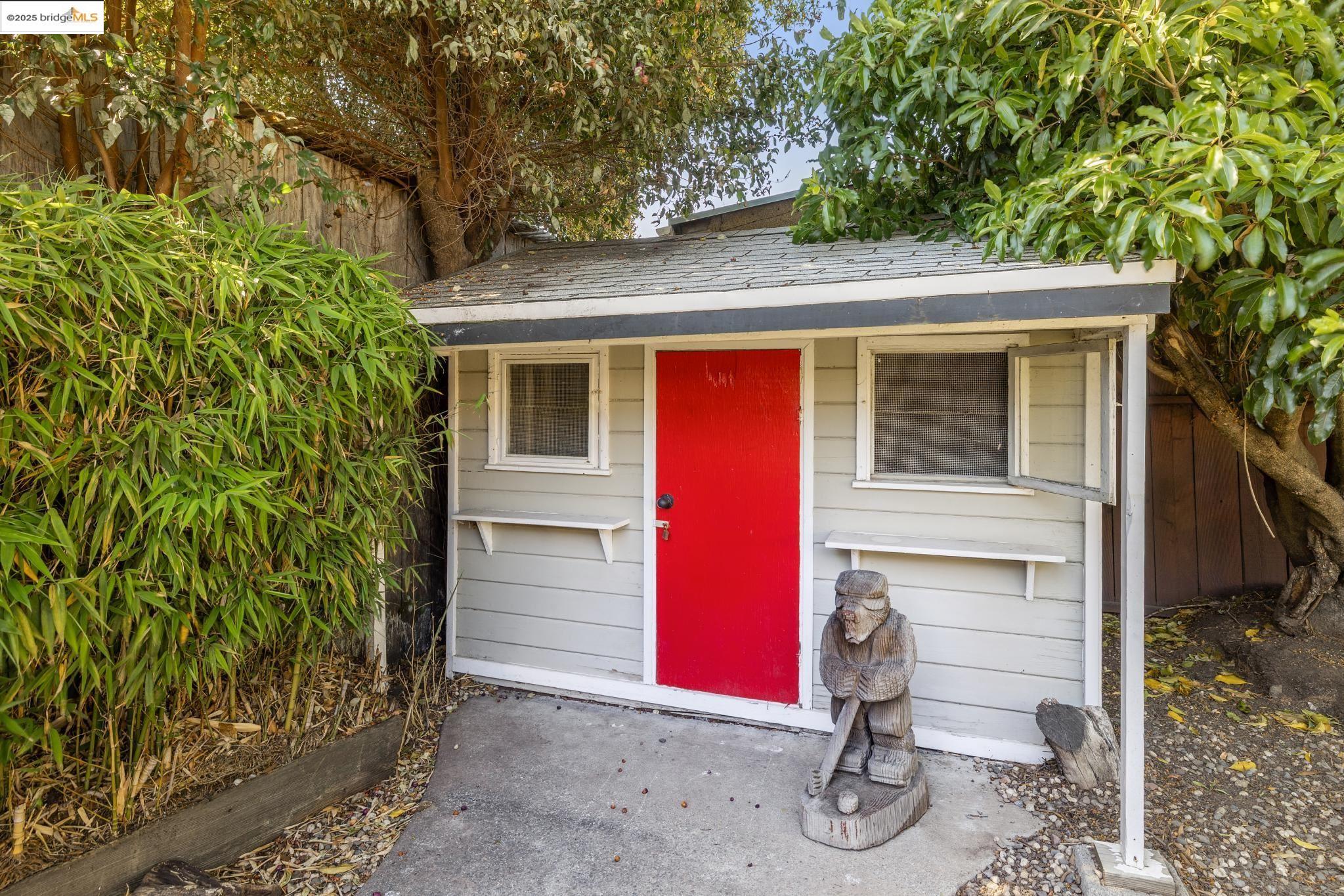 3439 Andrade Ave