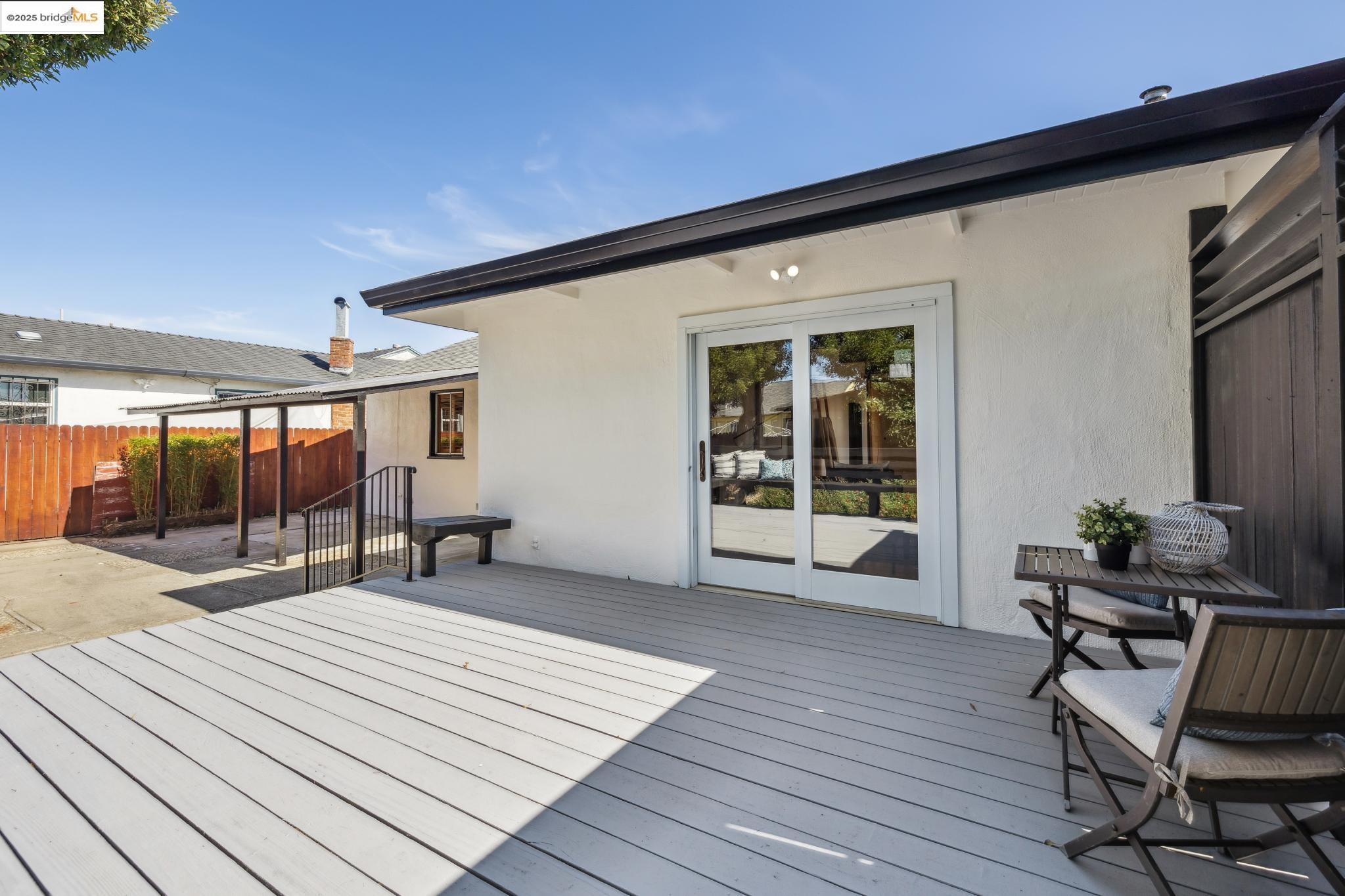 3439 Andrade Ave