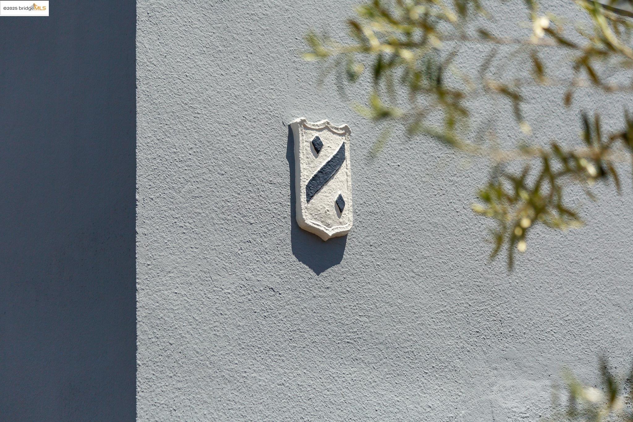 1385 Virginia St
