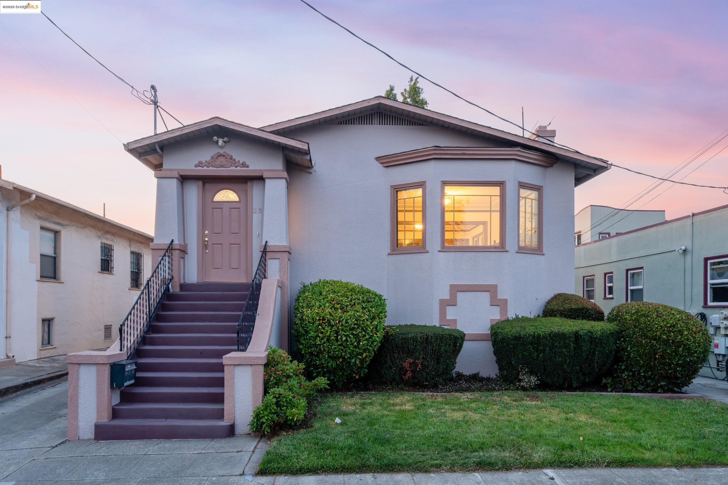 1115 Blake St