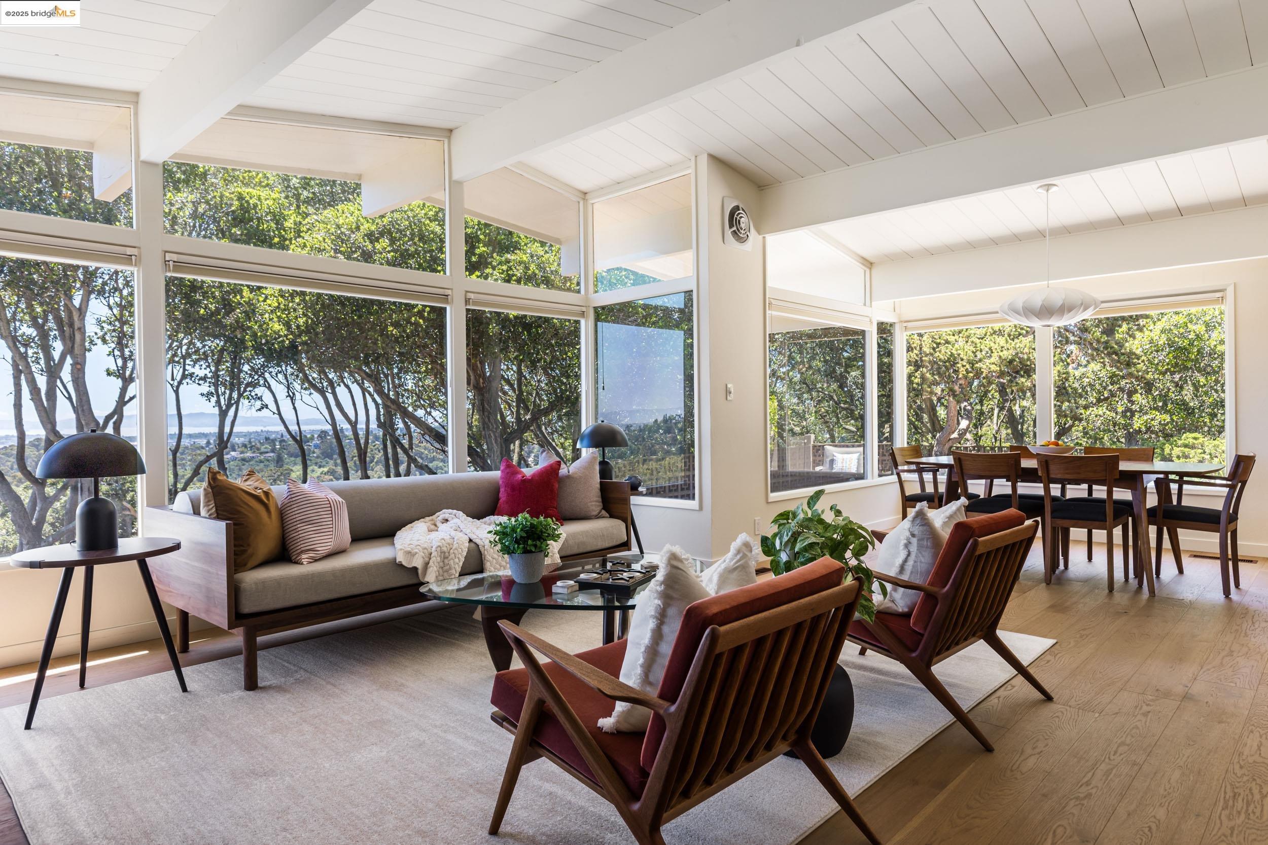 4500 Mountain View Ave