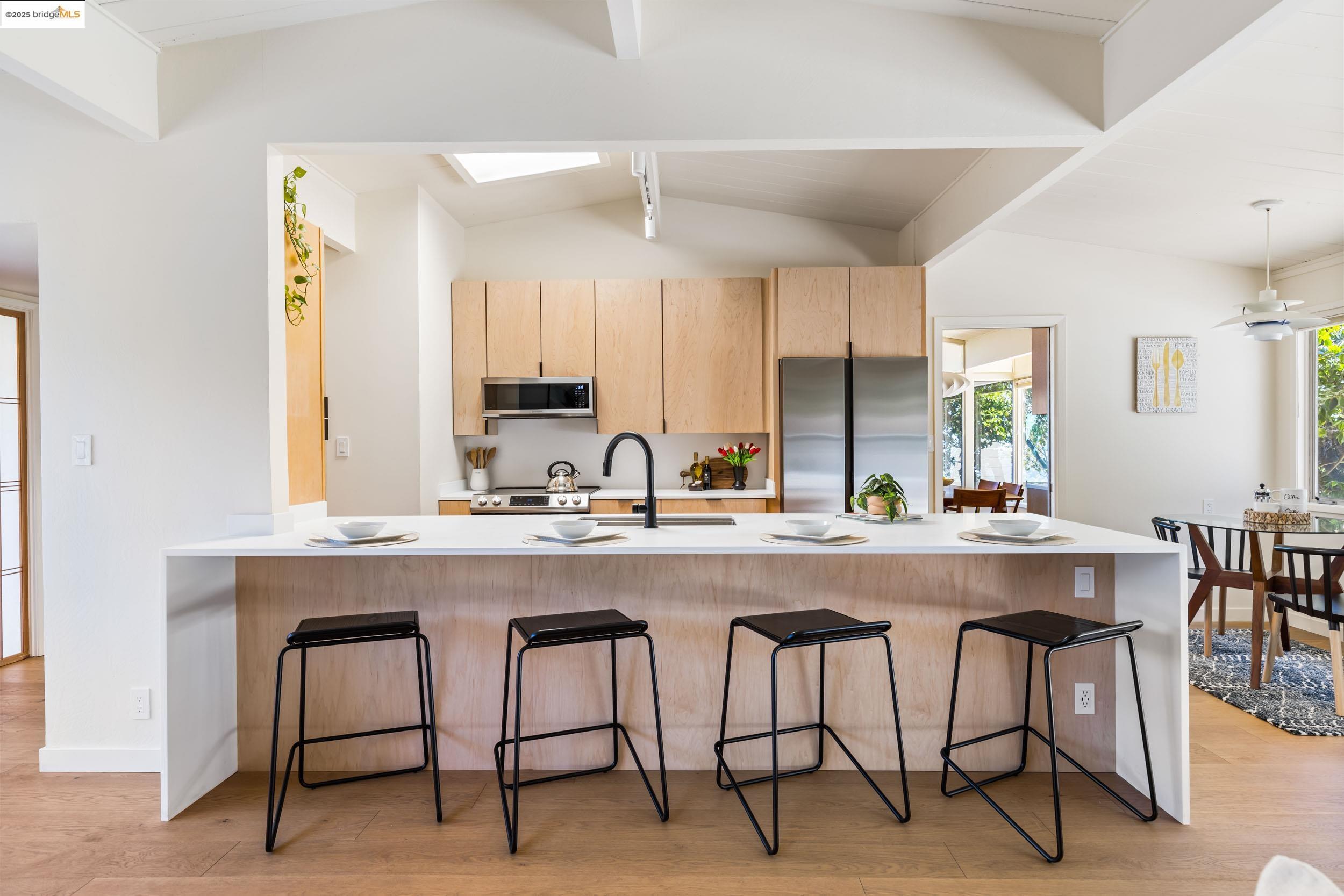 4500 Mountain View Ave