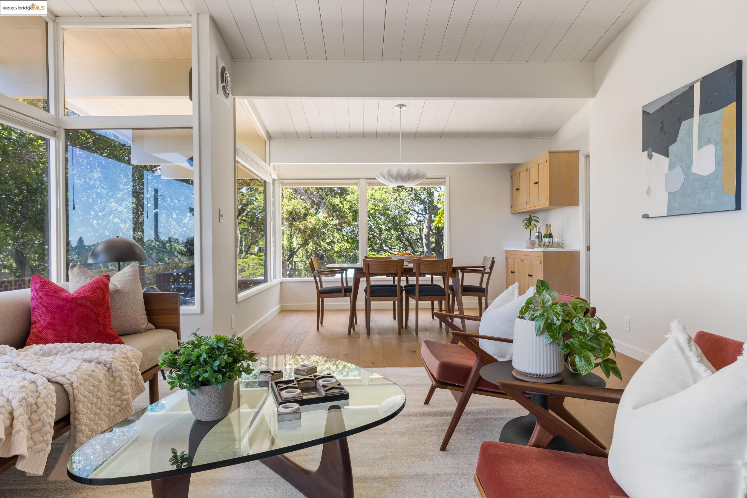 4500 Mountain View Ave