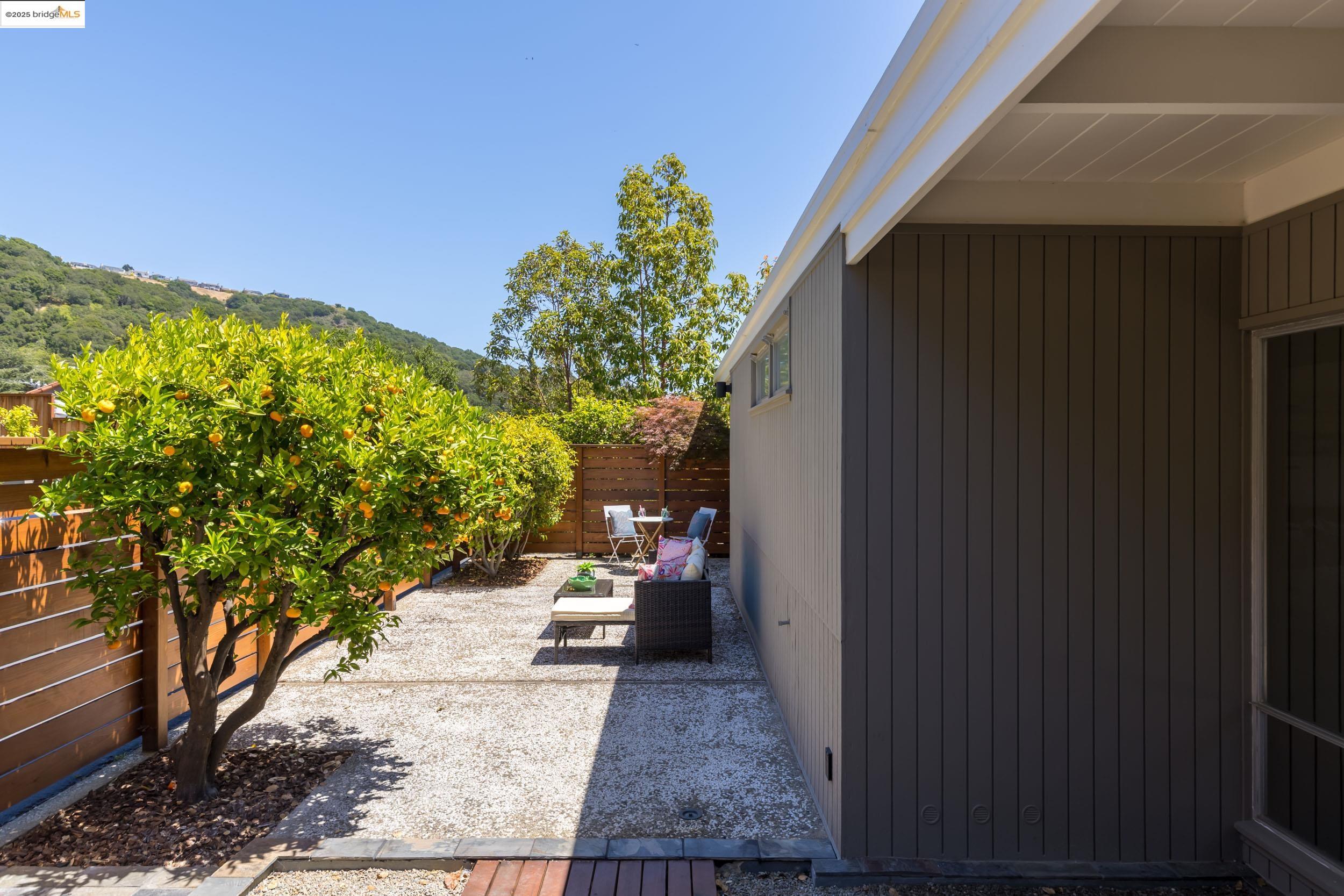 4500 Mountain View Ave