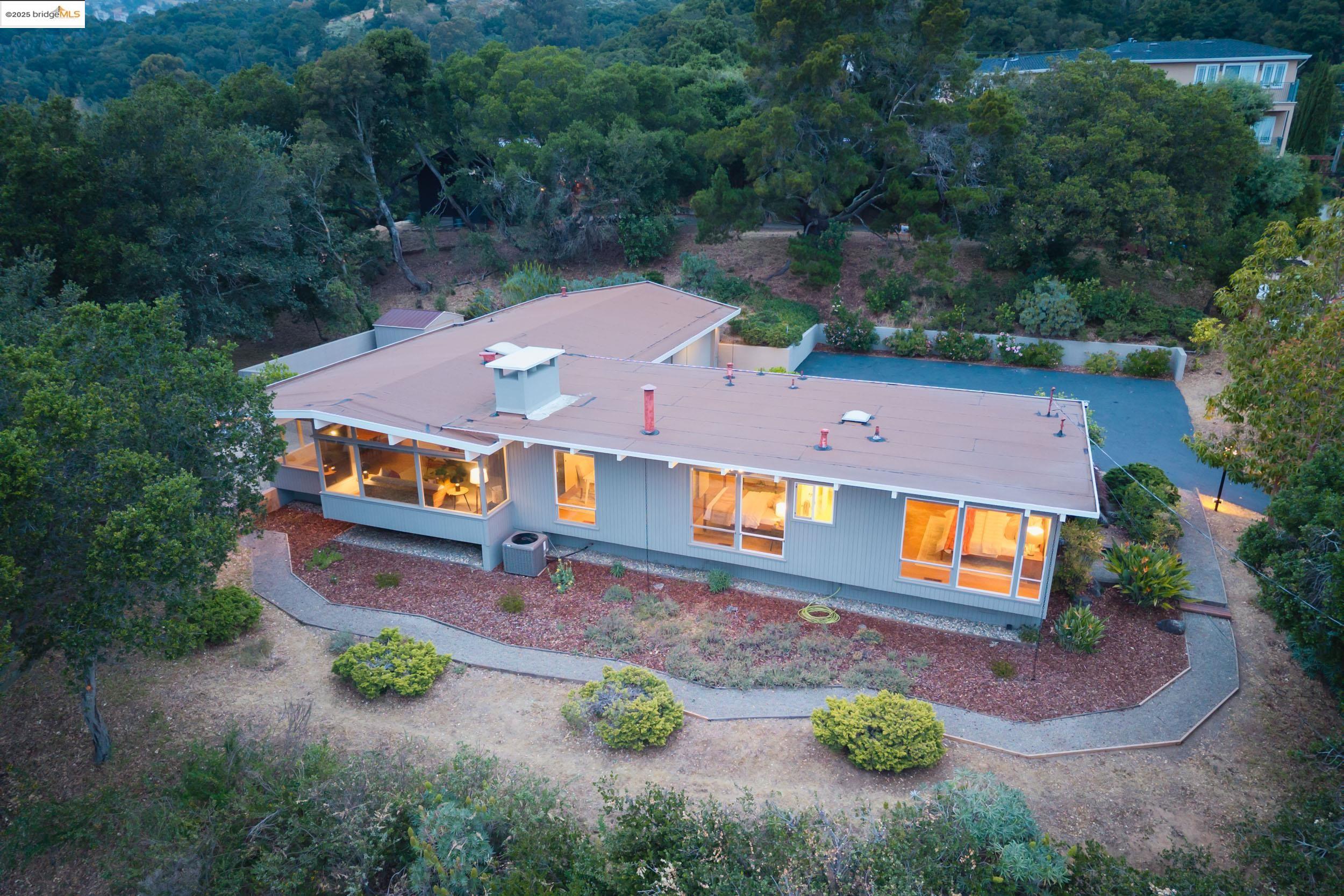 4500 Mountain View Ave