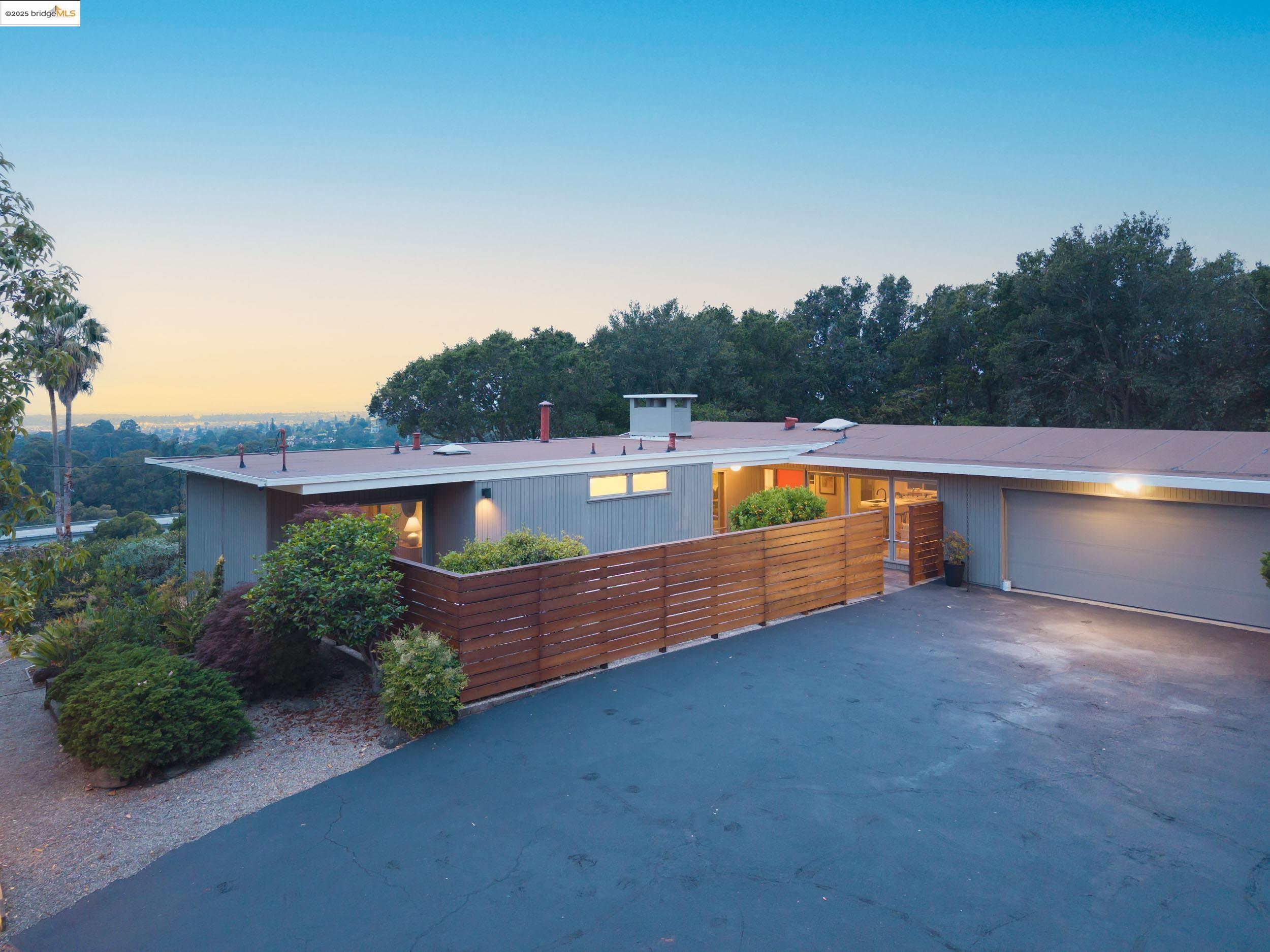 4500 Mountain View Ave