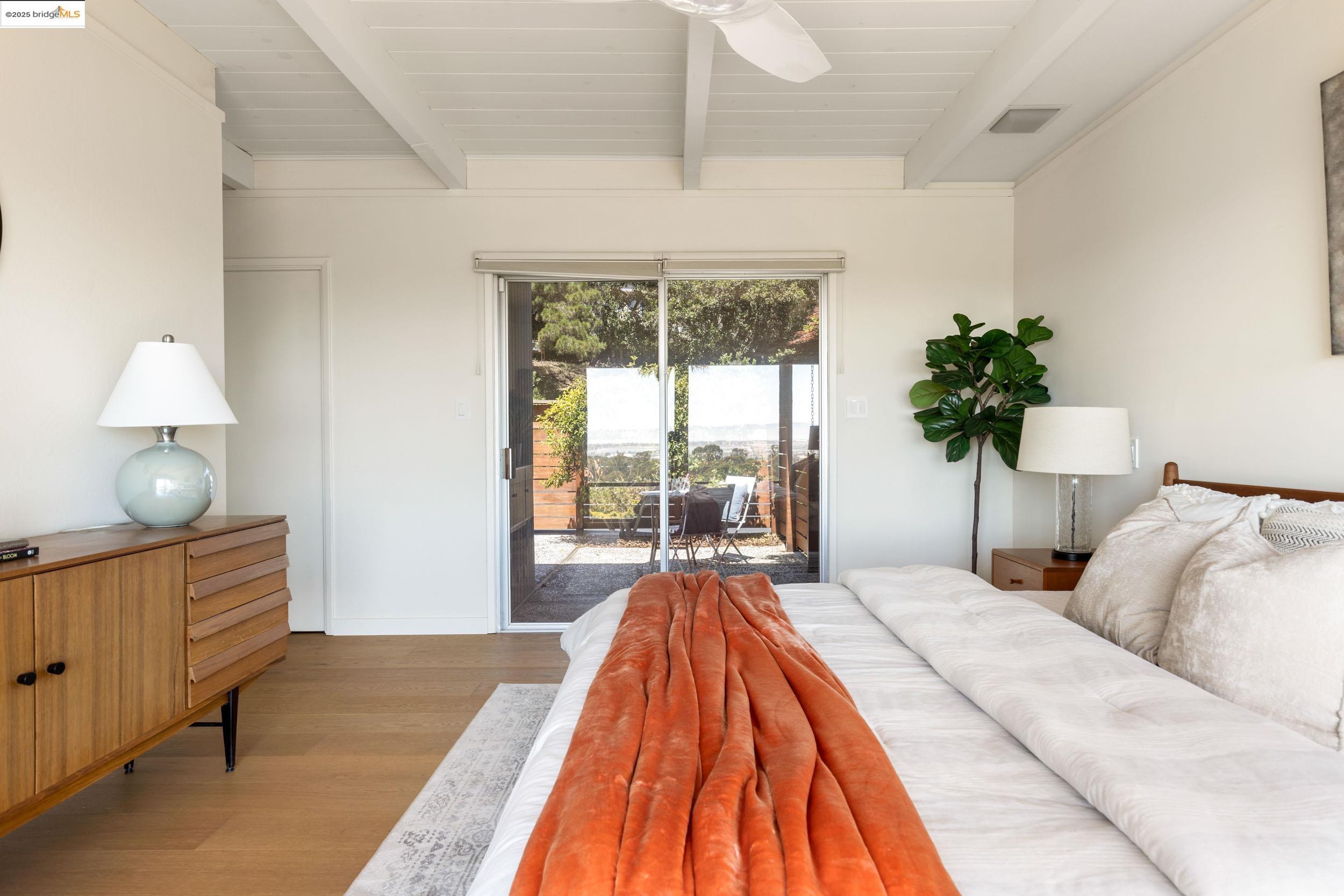 4500 Mountain View Ave