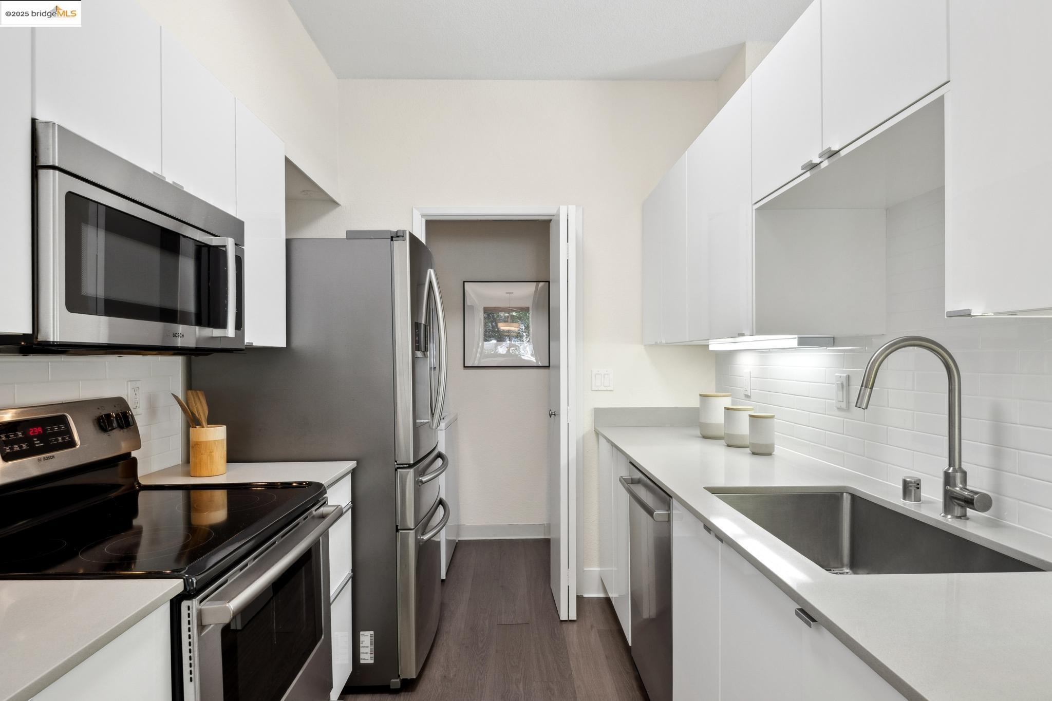 149 Shoreline Ct # 149