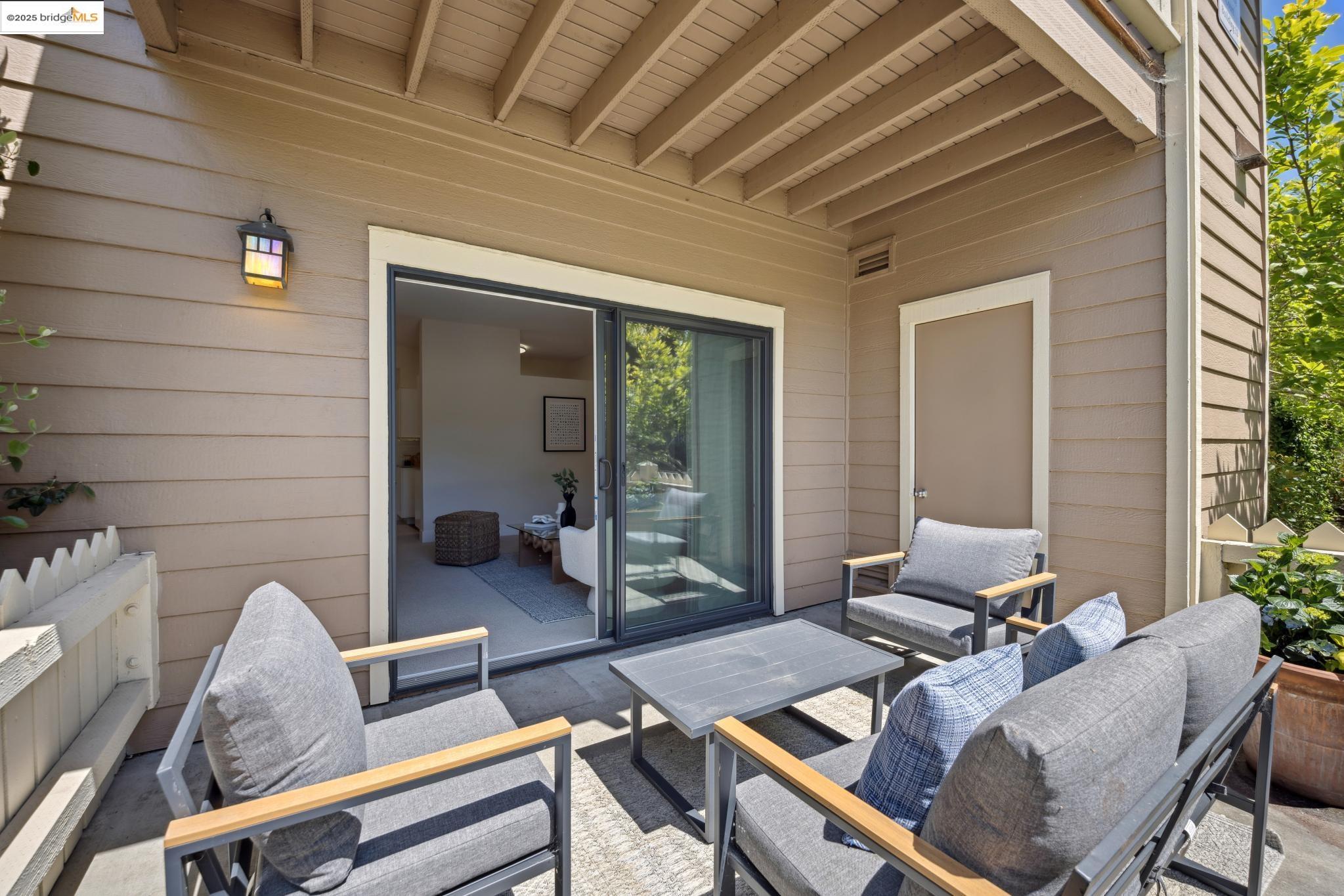 149 Shoreline Ct # 149