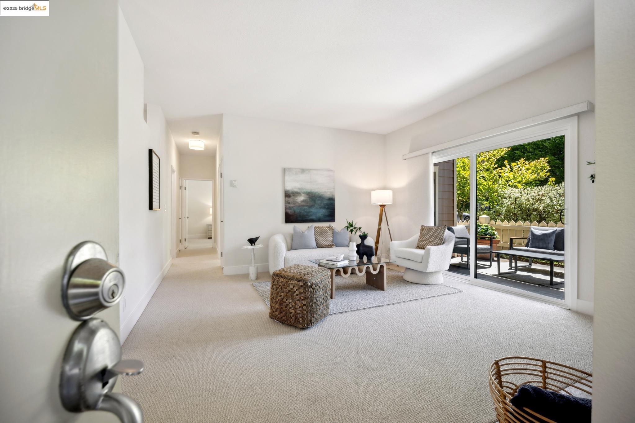 149 Shoreline Ct # 149