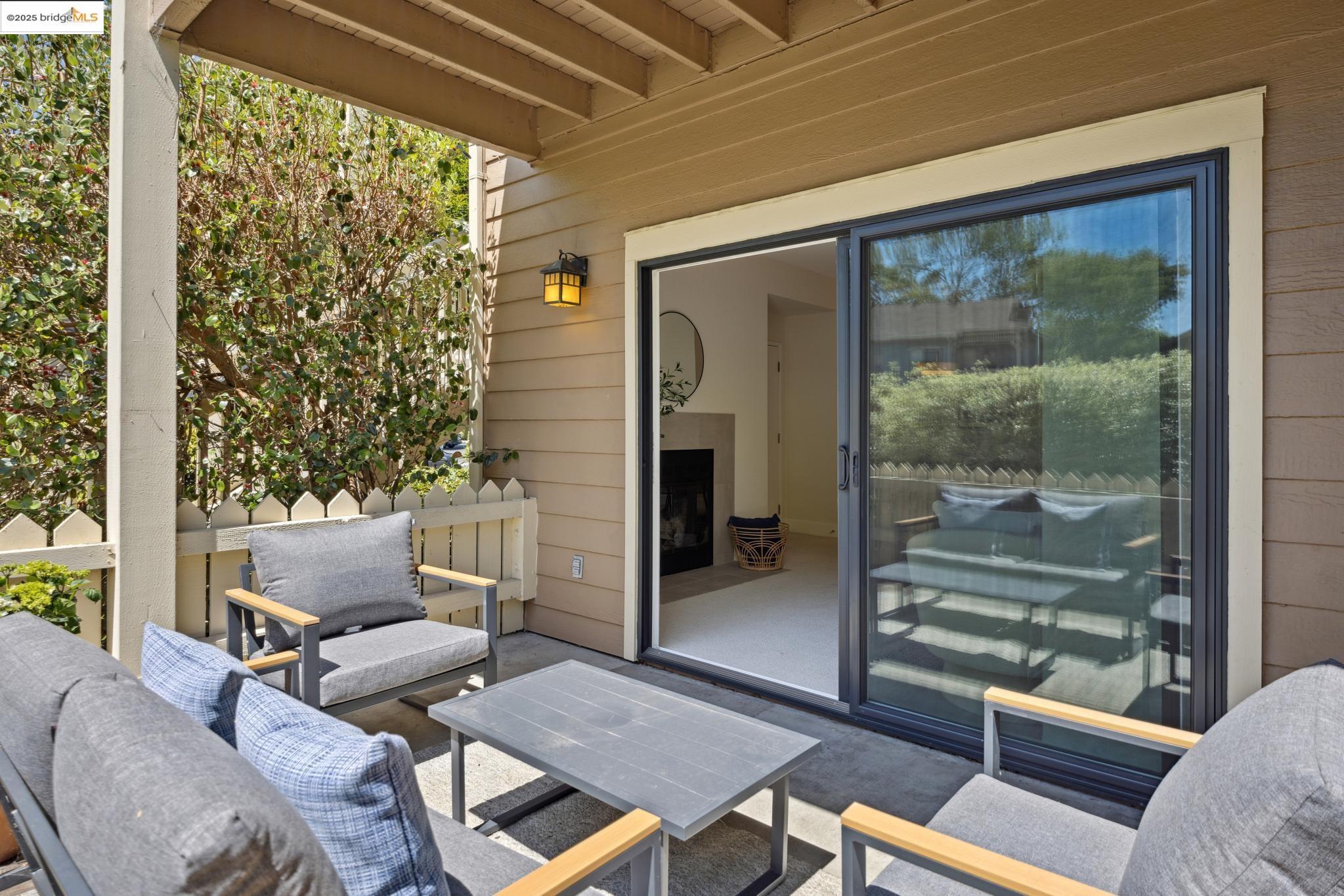 149 Shoreline Ct # 149