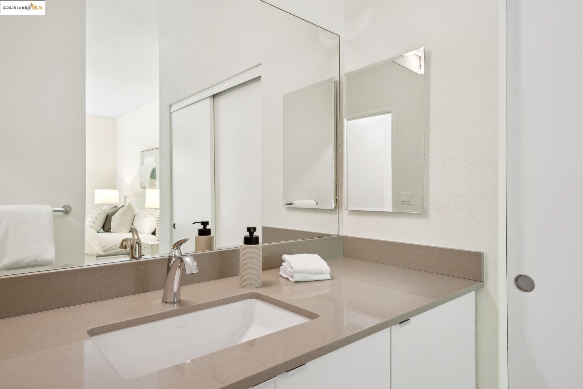 149 Shoreline Ct # 149