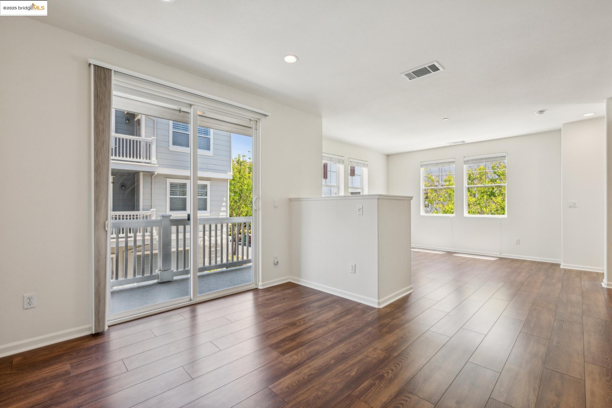 2020 Northshore Dr