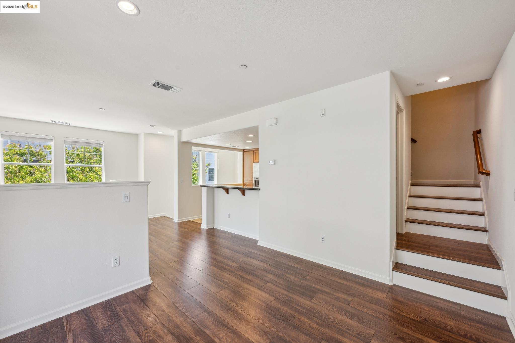 2020 Northshore Dr