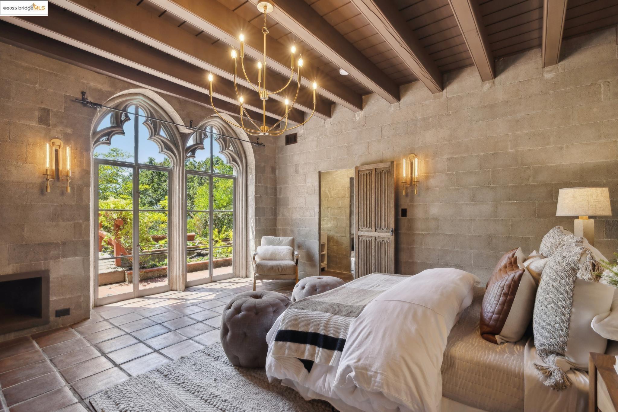 2900 Buena Vista Way