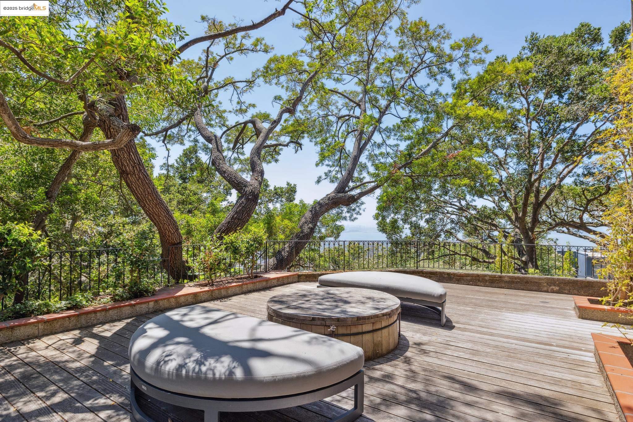 2900 Buena Vista Way