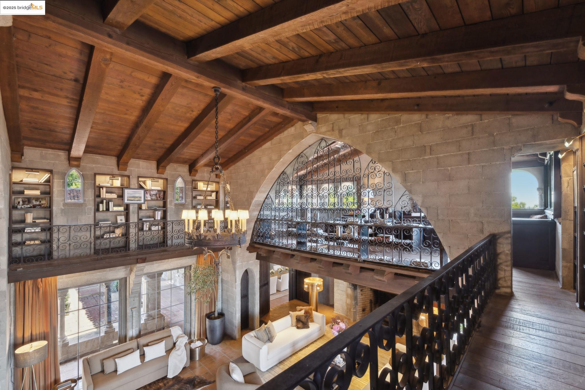 2900 Buena Vista Way