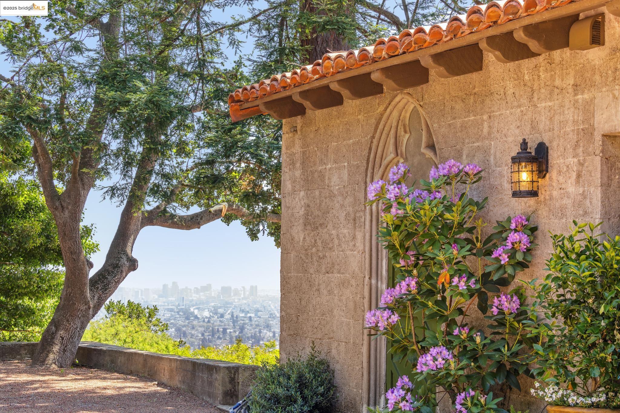 2900 Buena Vista Way