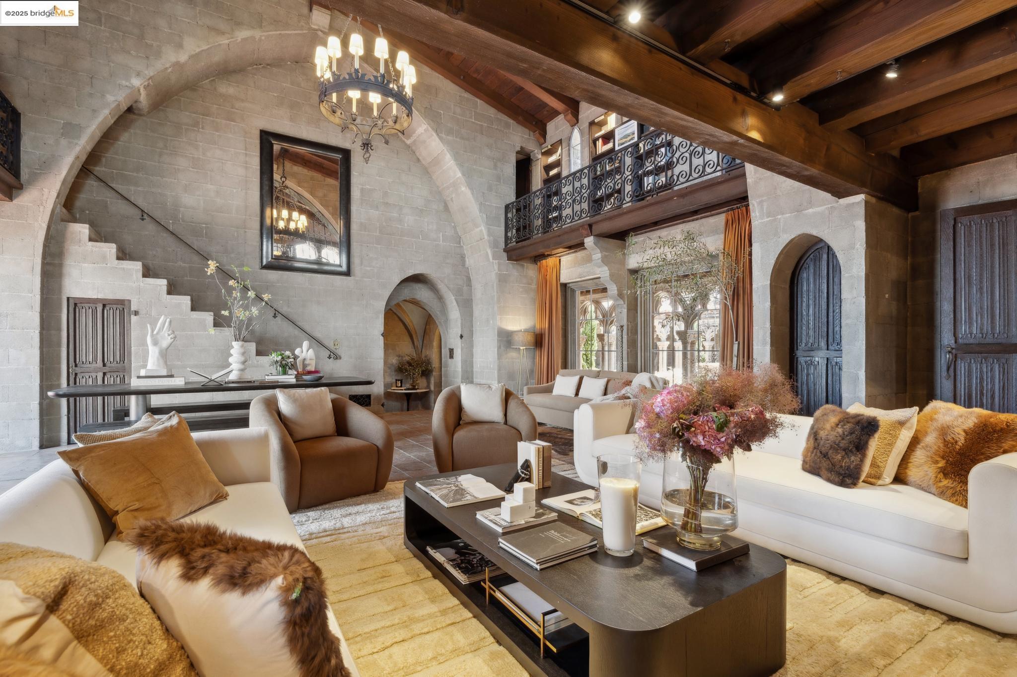 2900 Buena Vista Way