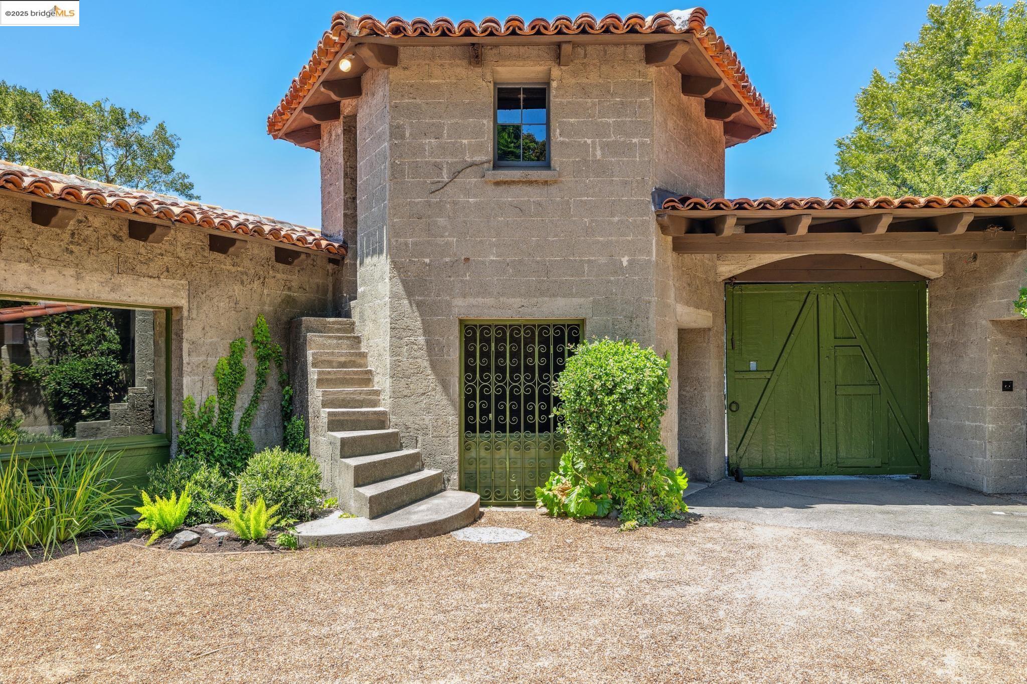 2900 Buena Vista Way