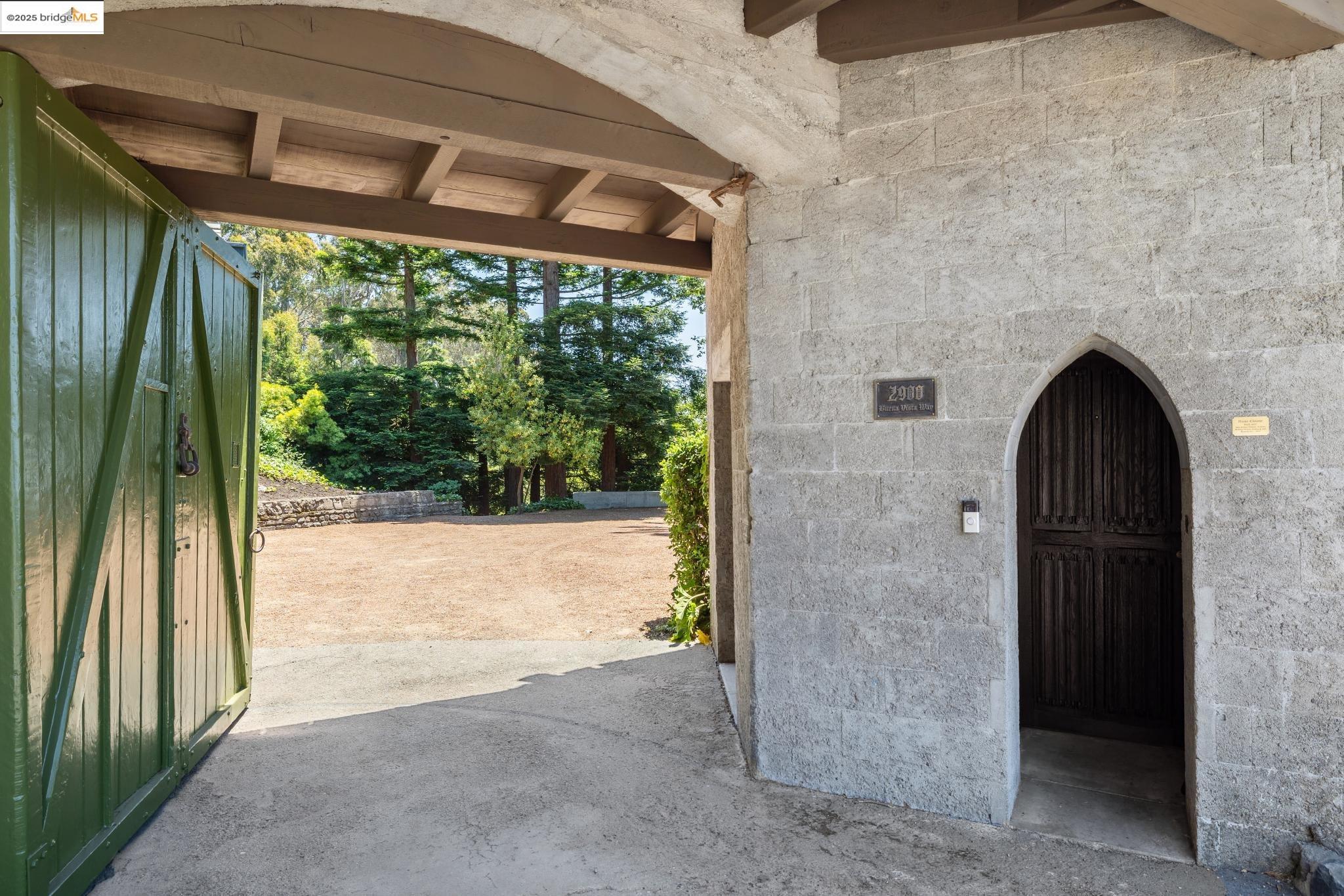 2900 Buena Vista Way