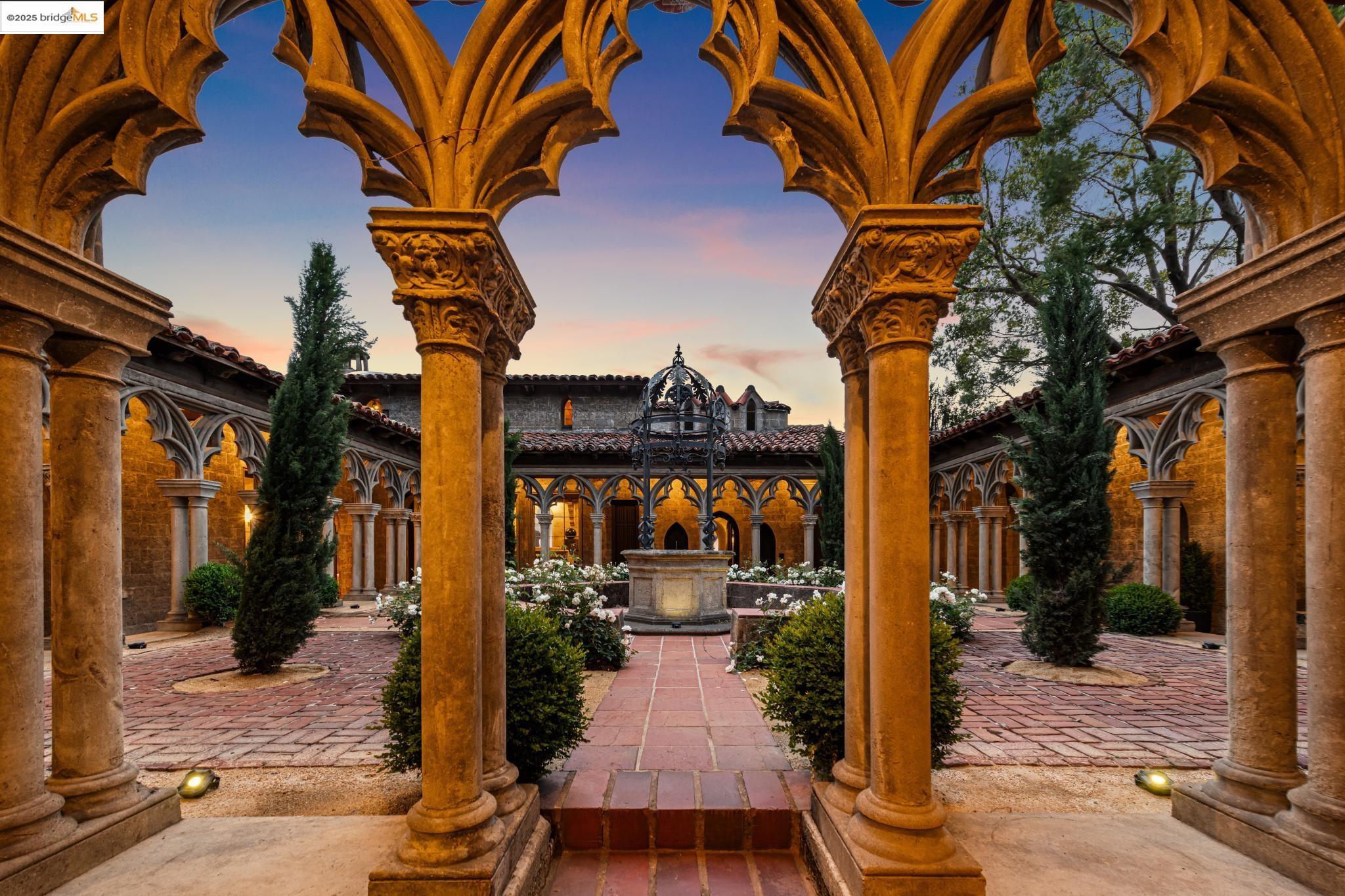 2900 Buena Vista Way