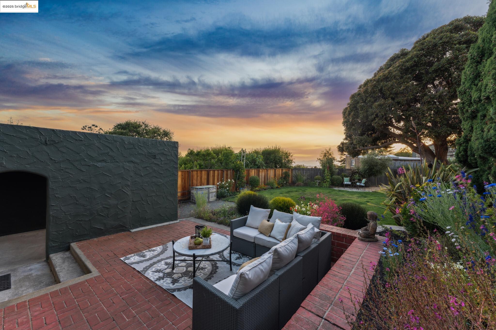 338 Berkeley Park Blvd