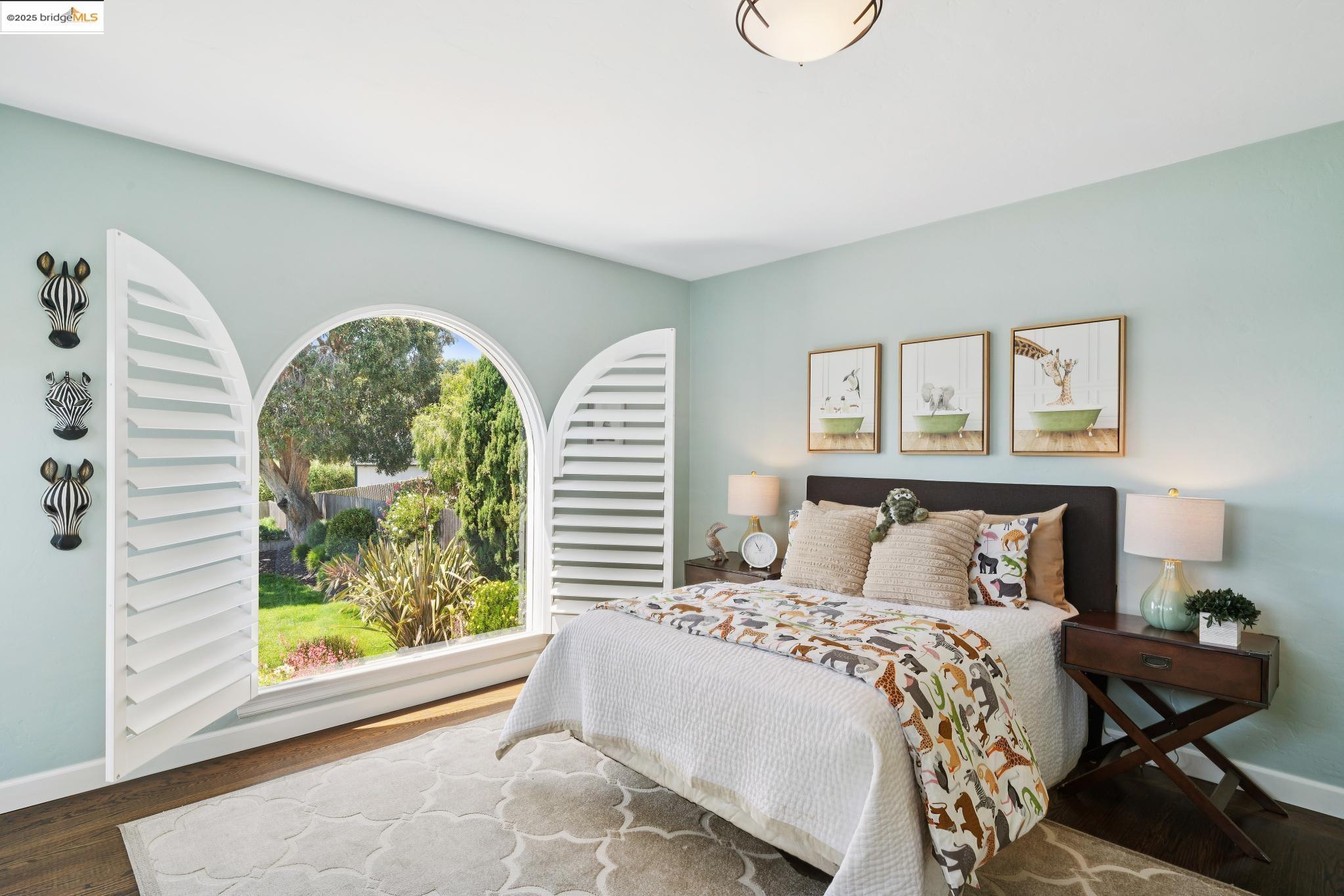 338 Berkeley Park Blvd