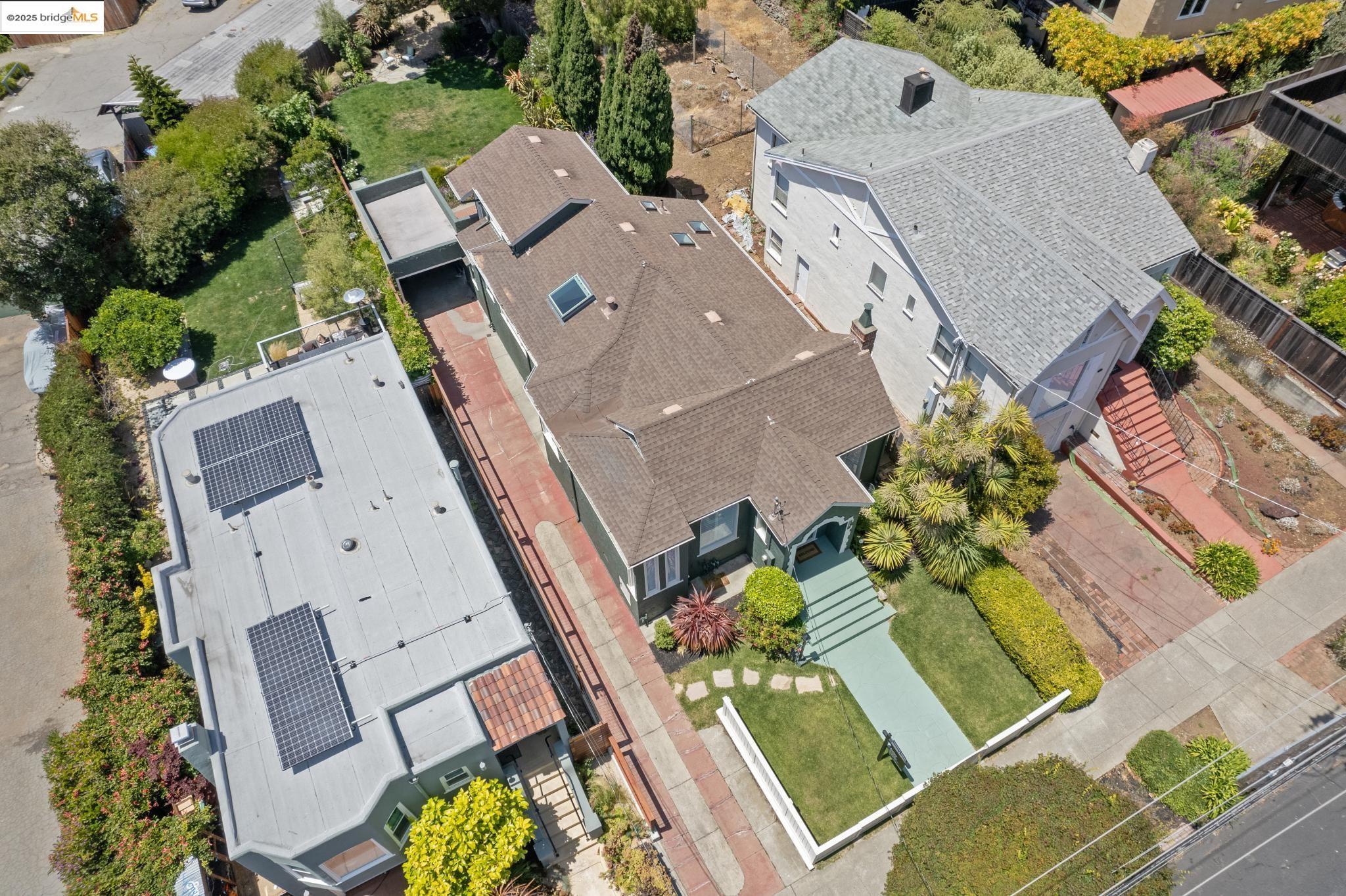 338 Berkeley Park Blvd