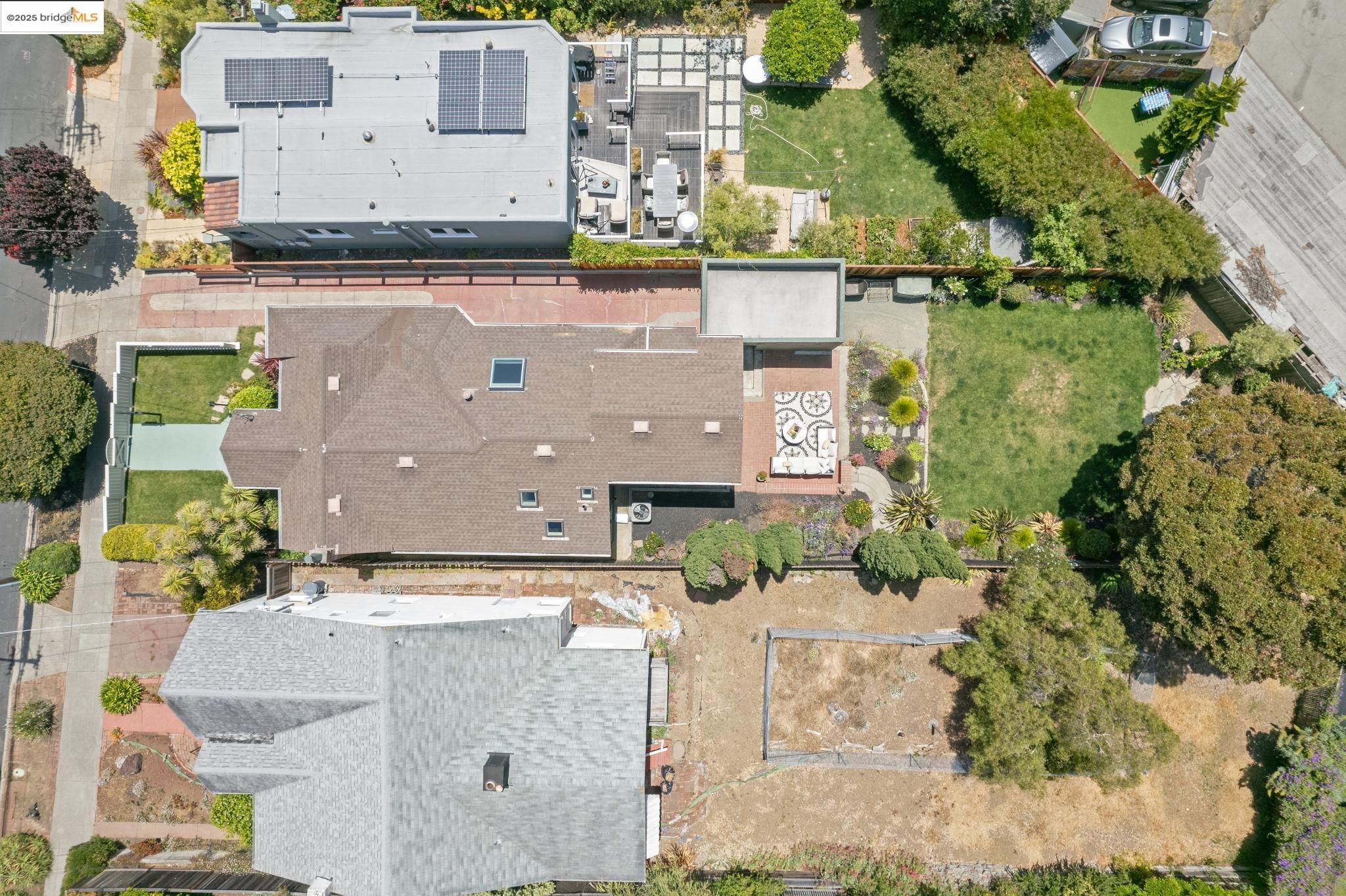 338 Berkeley Park Blvd