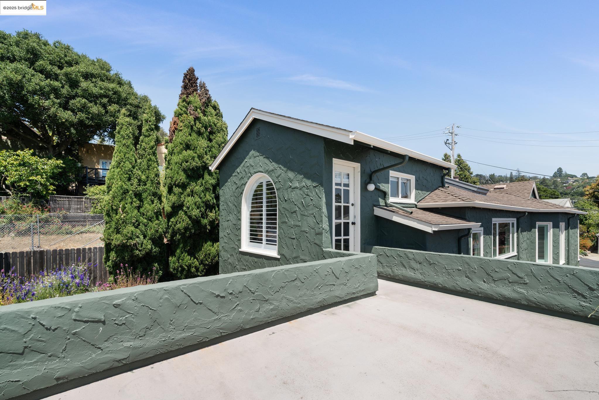 338 Berkeley Park Blvd