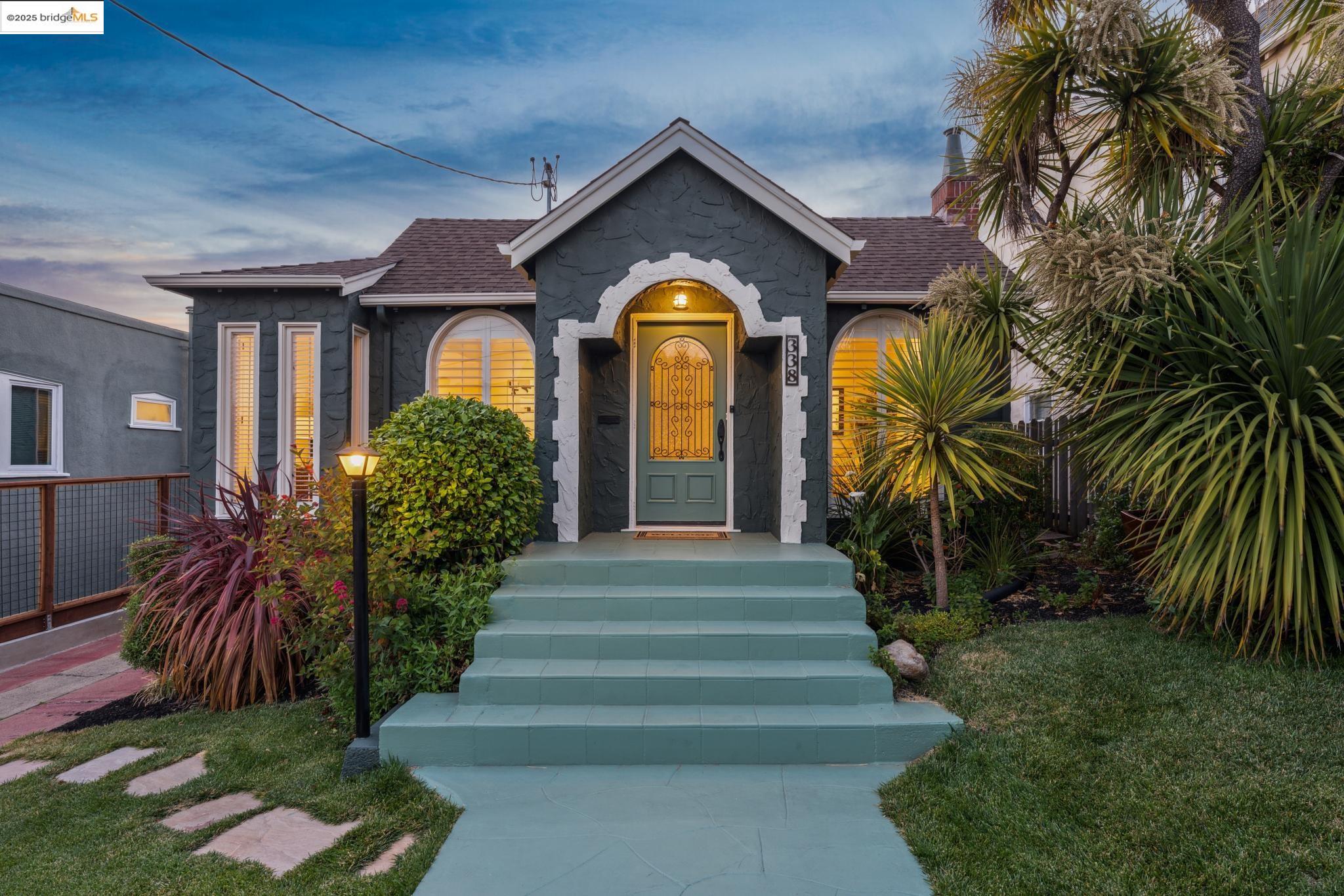 338 Berkeley Park Blvd