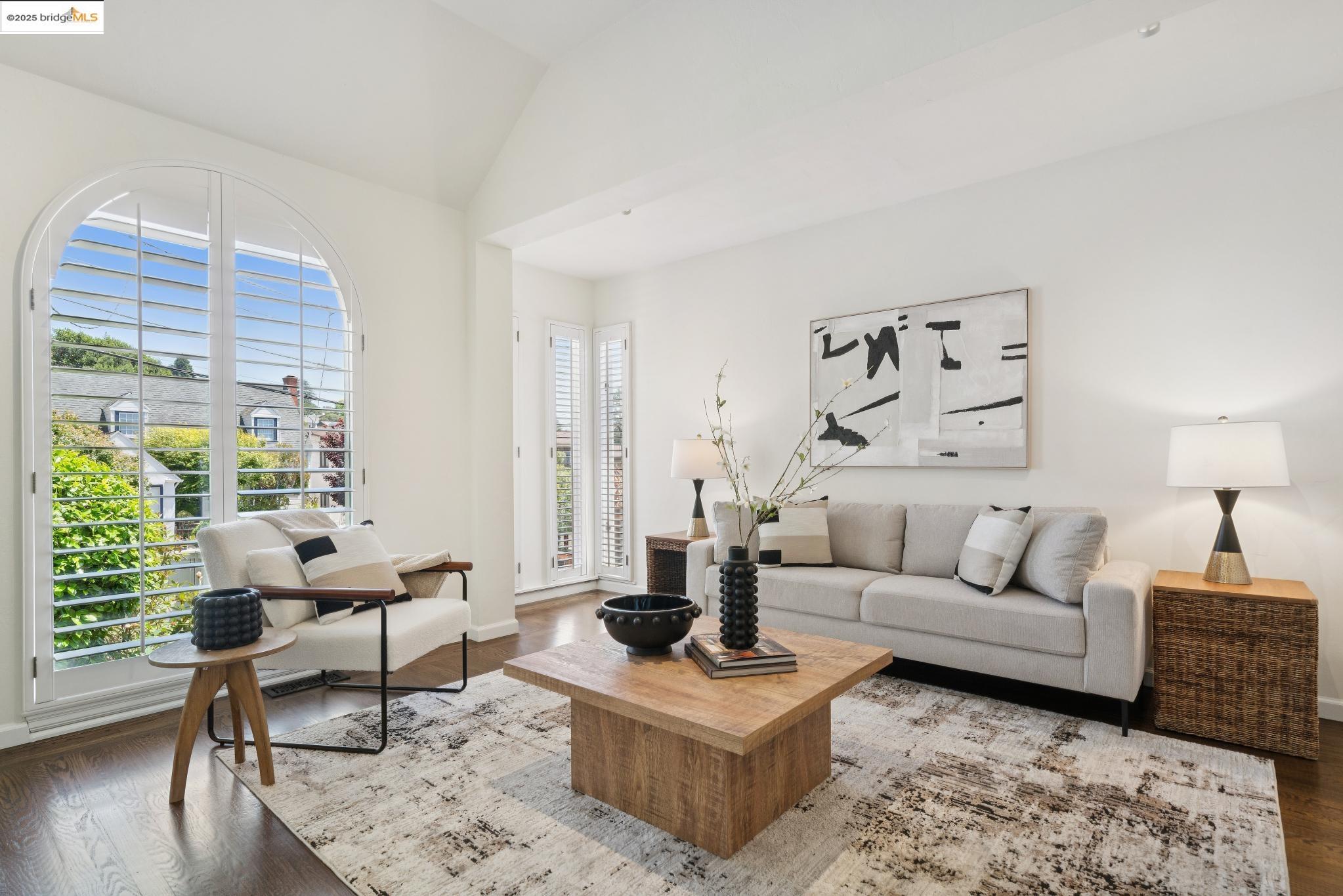 338 Berkeley Park Blvd