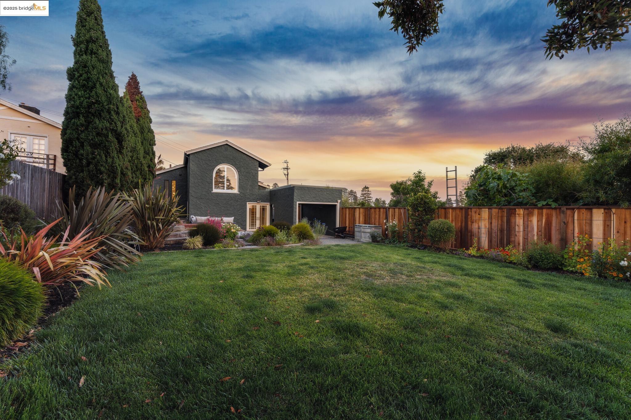 338 Berkeley Park Blvd