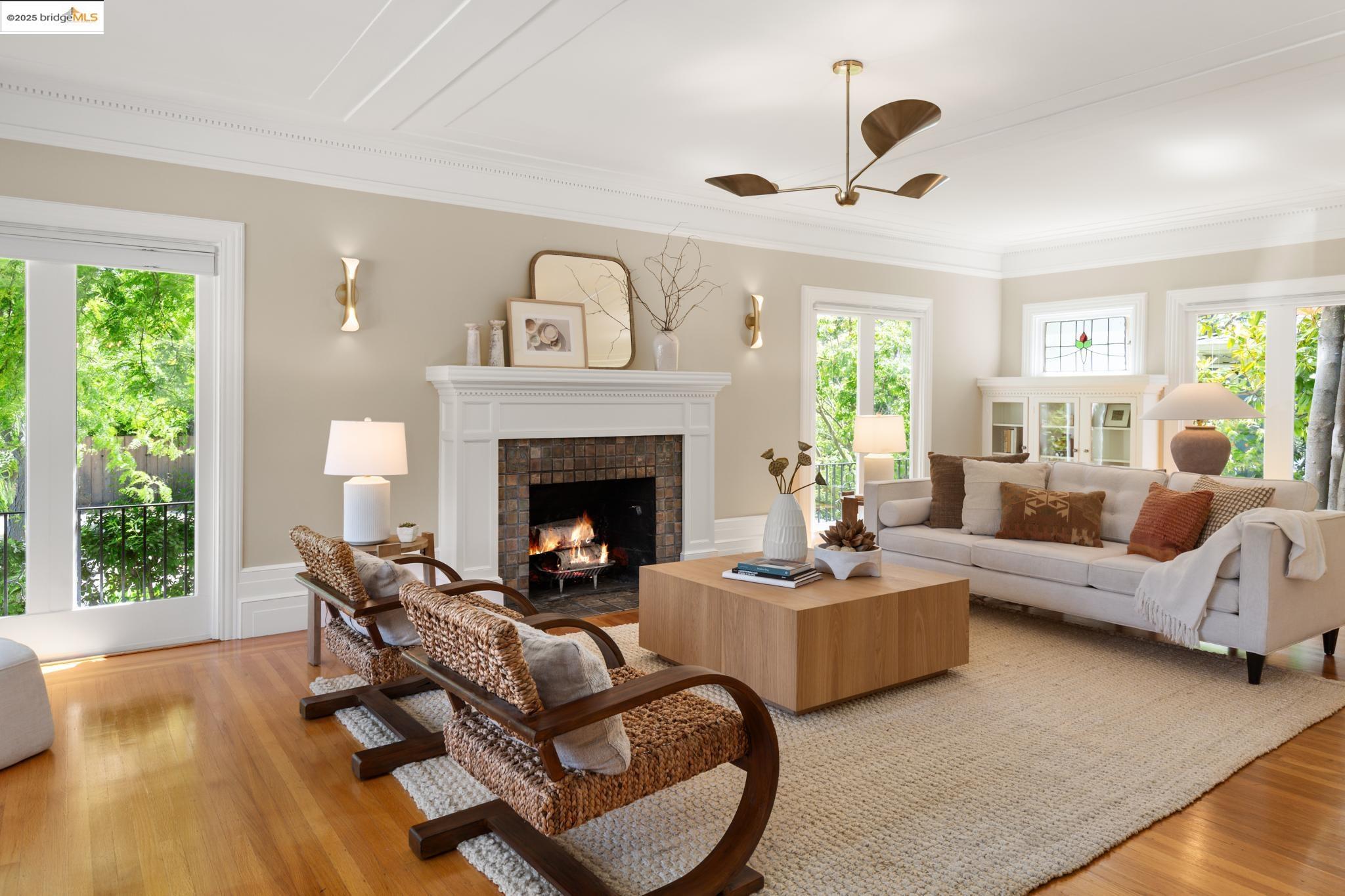 2946 Piedmont Ave