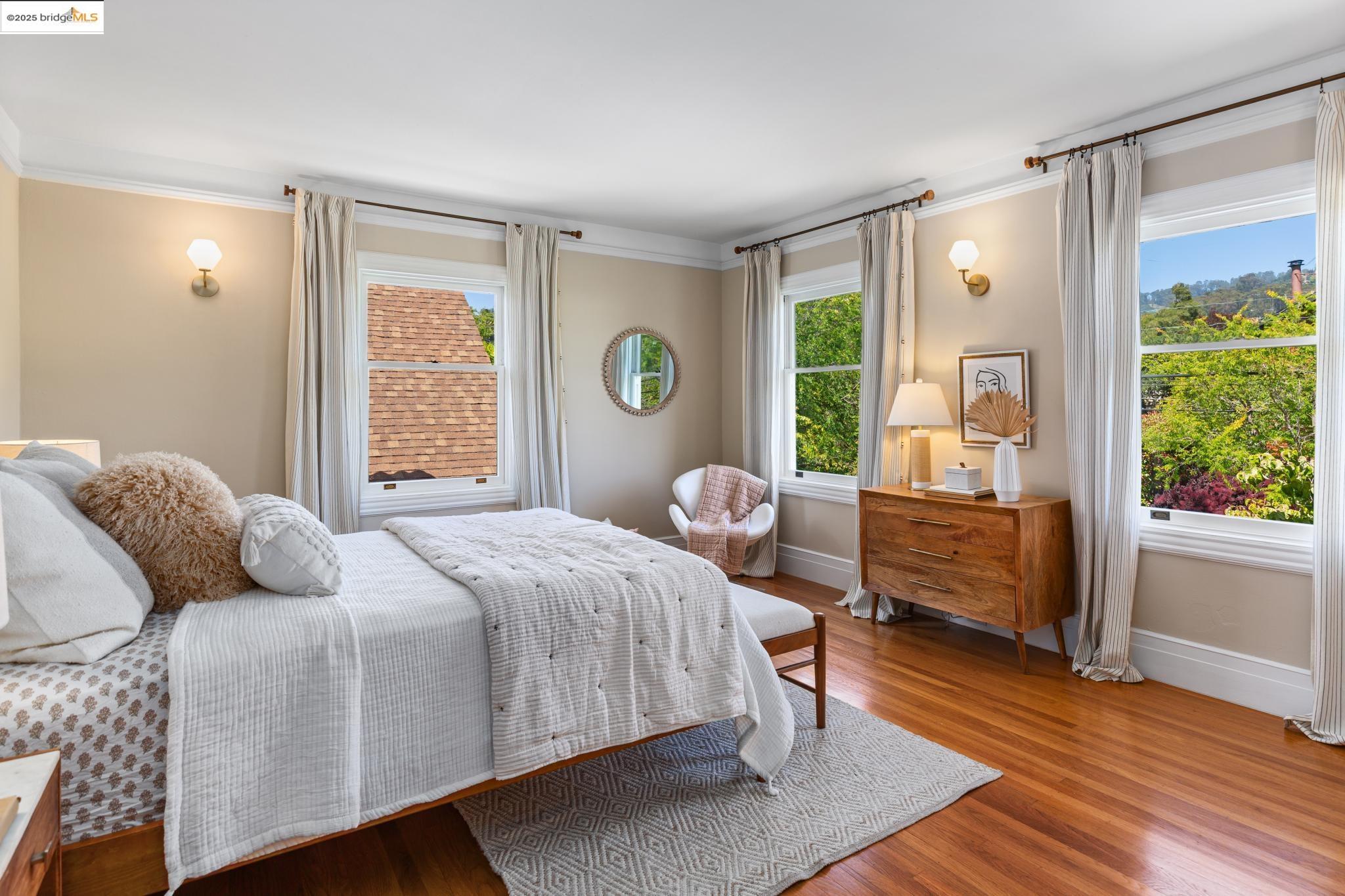 2946 Piedmont Ave