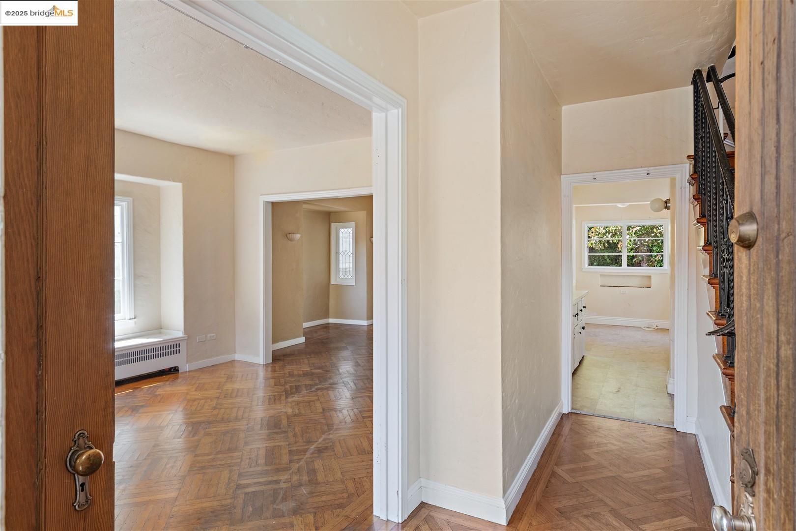 2441 Carleton Street