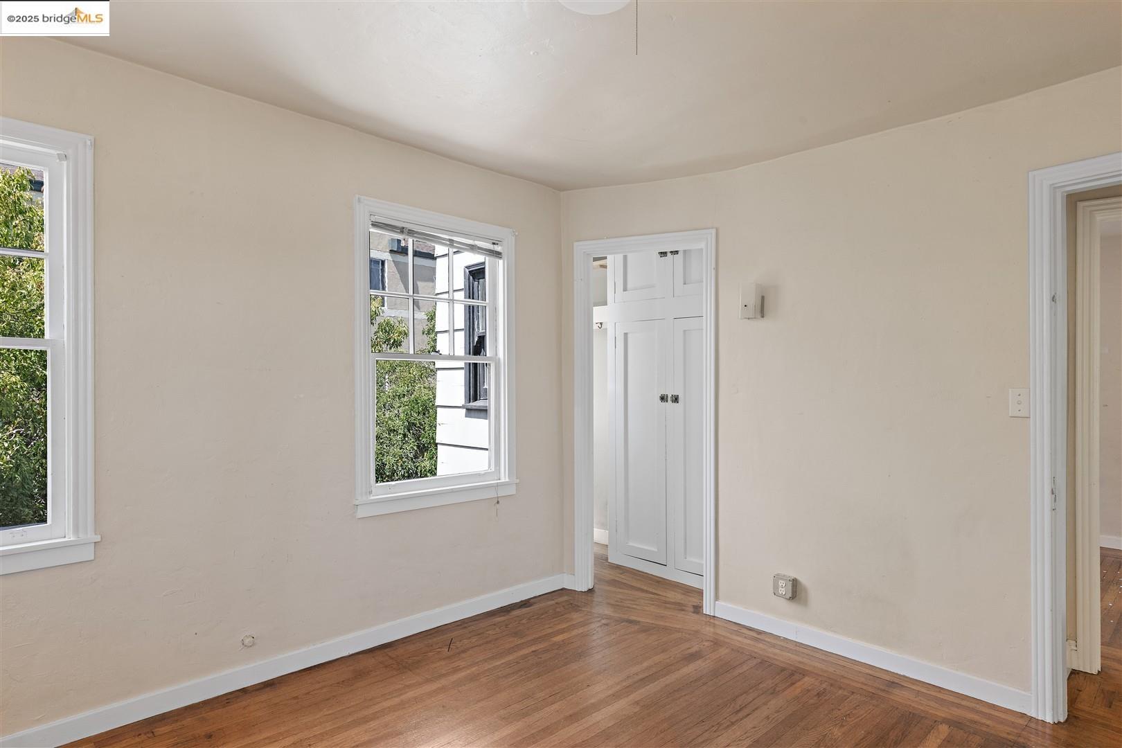 2441 Carleton Street