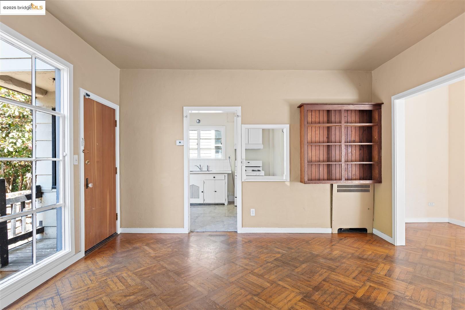 2441 Carleton Street