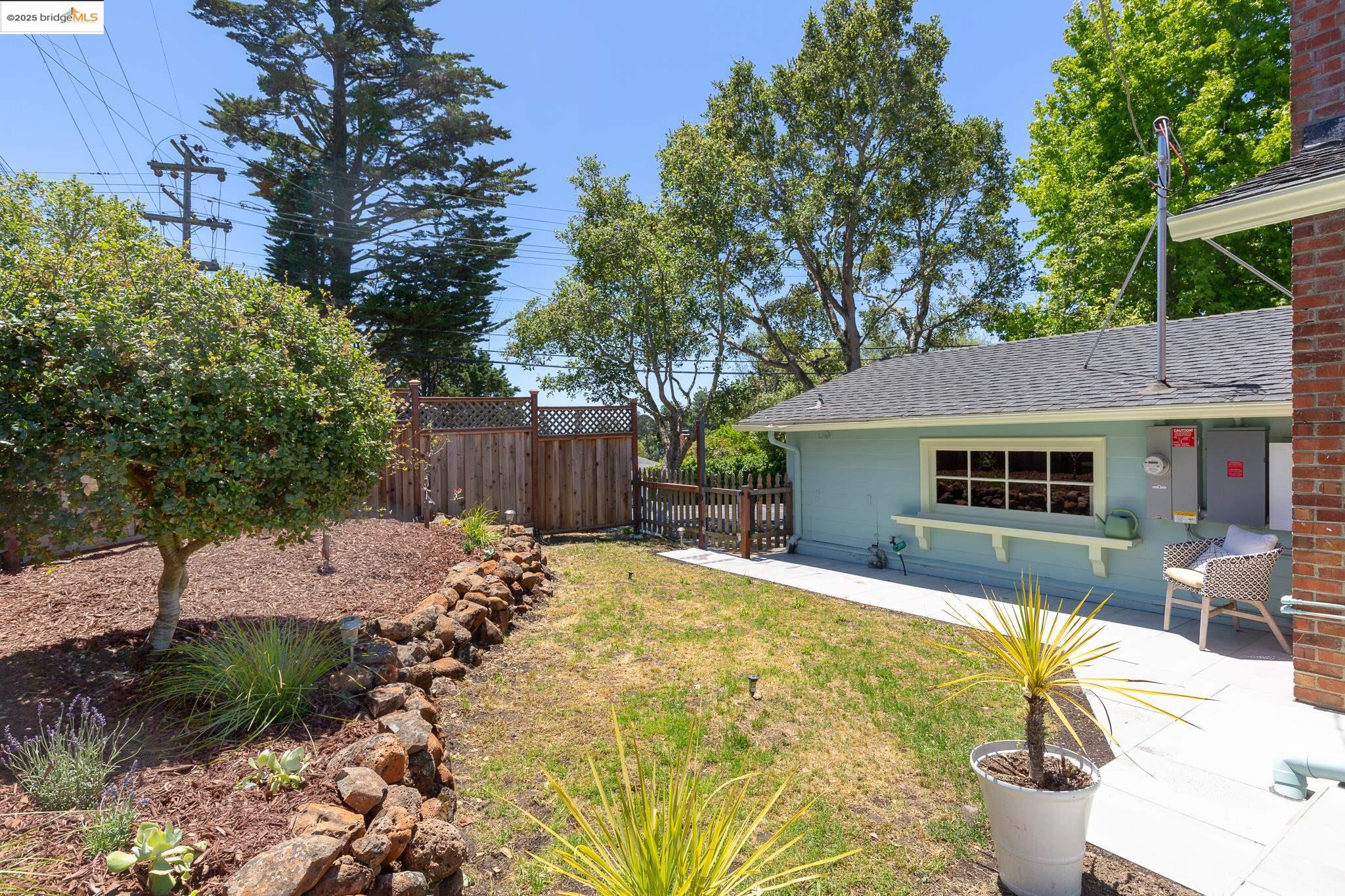 298 Grizzly Peak Blvd