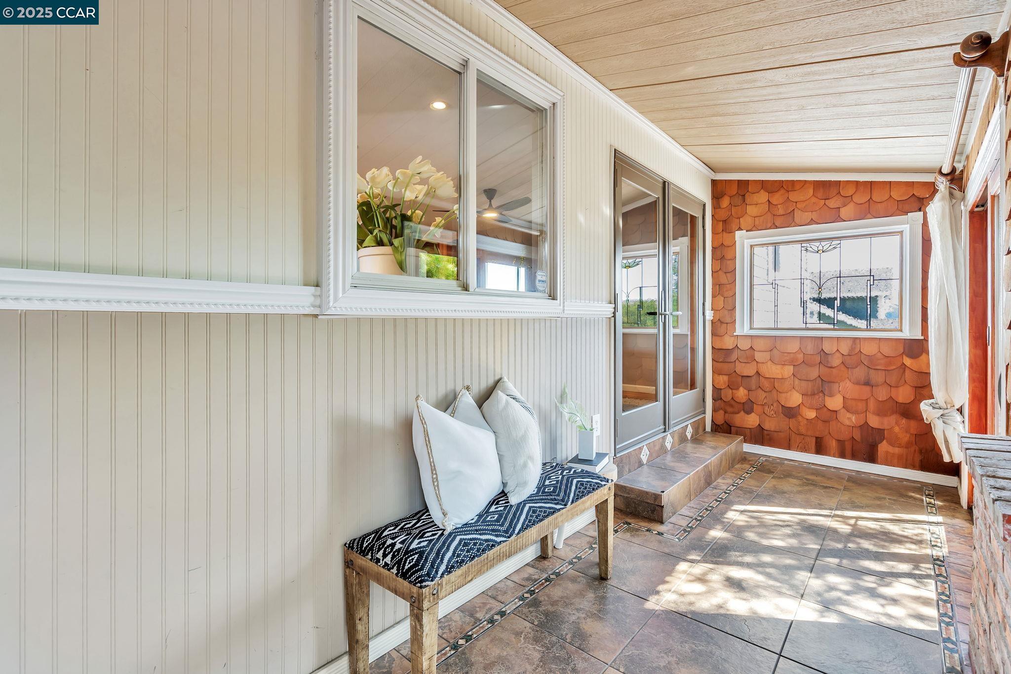 300 Saint Augustine Ct