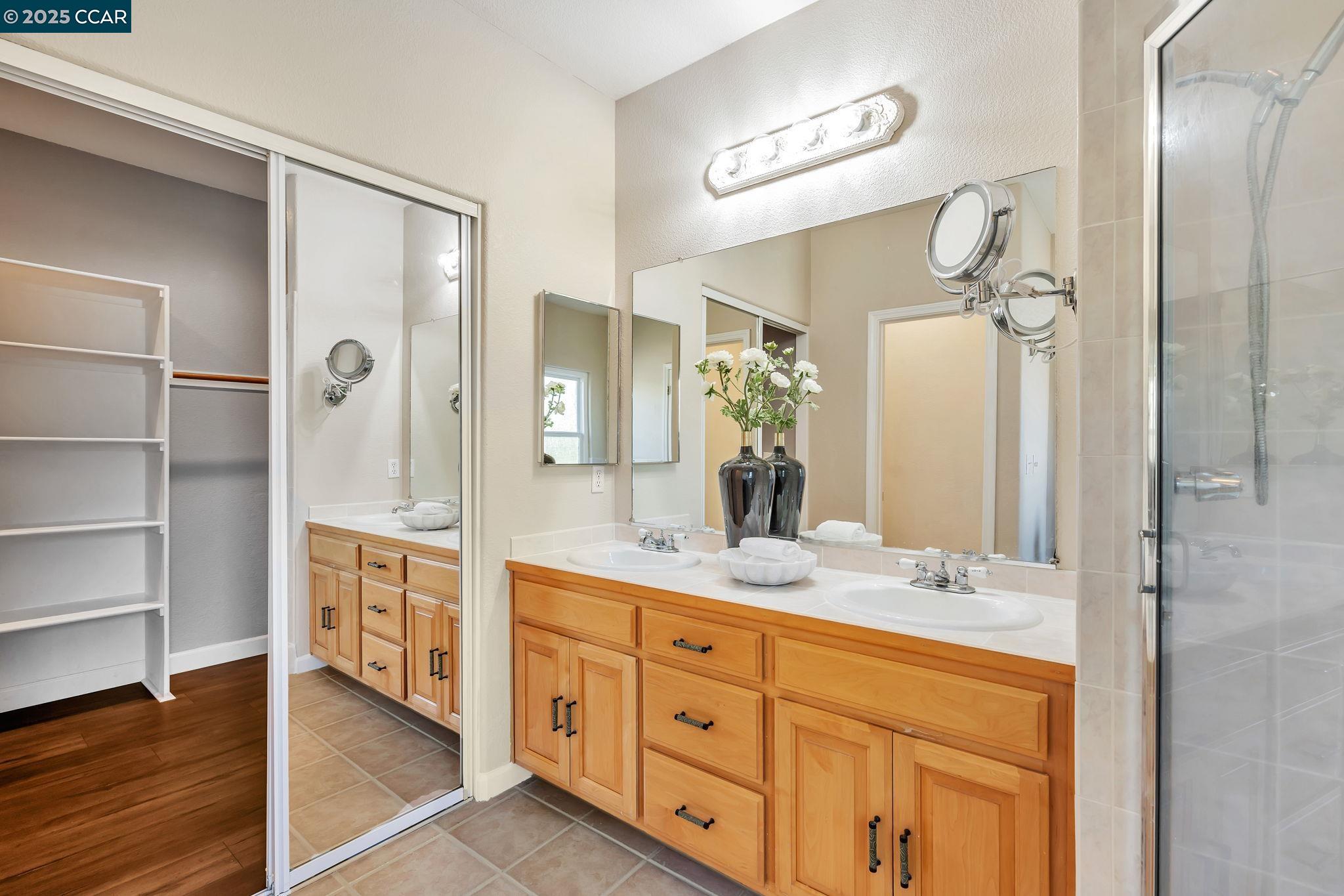 300 Saint Augustine Ct