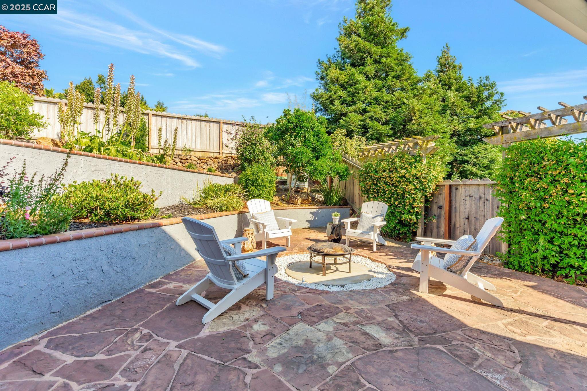 300 Saint Augustine Ct